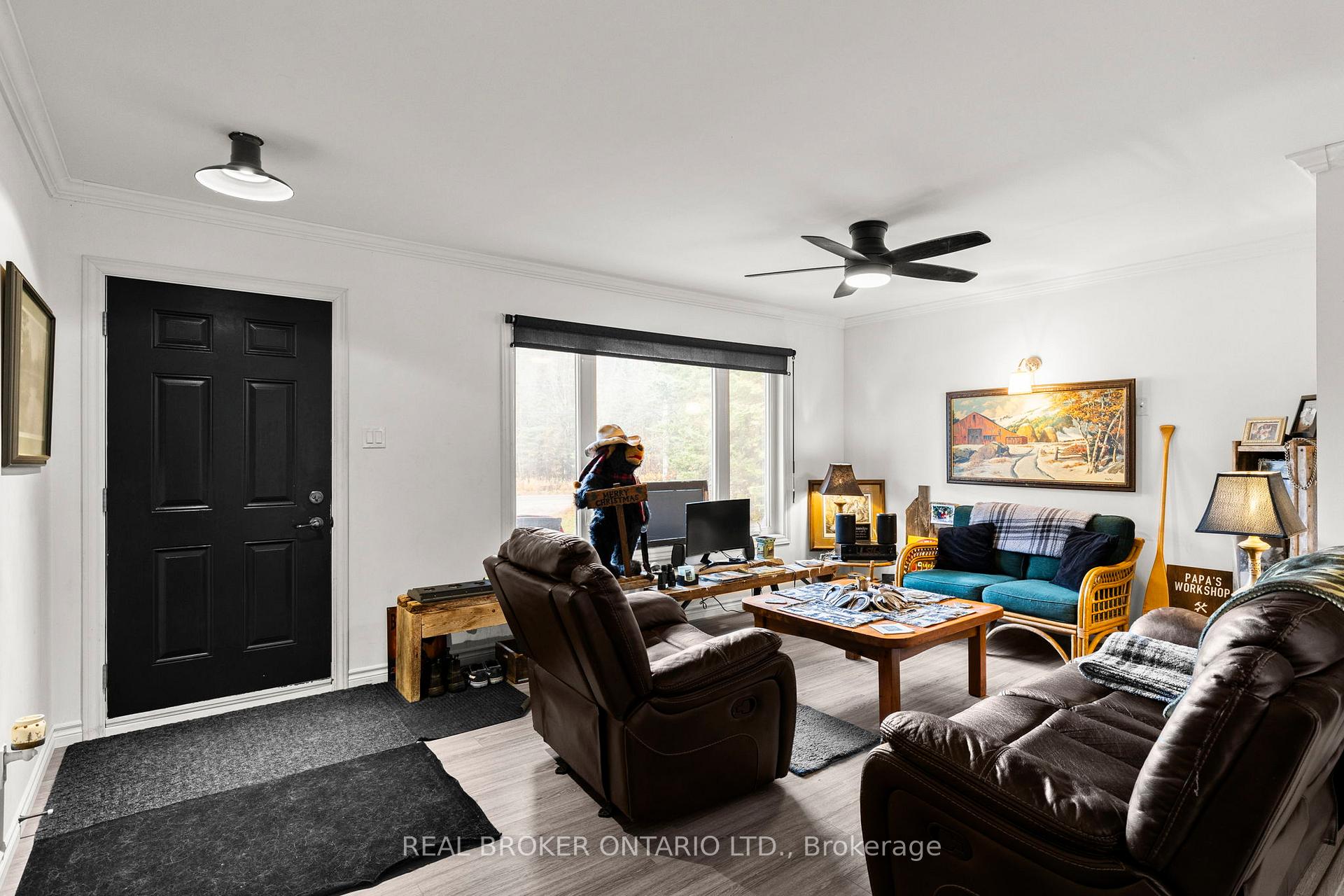 Photo 9 of 1402 Queens Line Road, Minden Hills, Minden — HOMEH