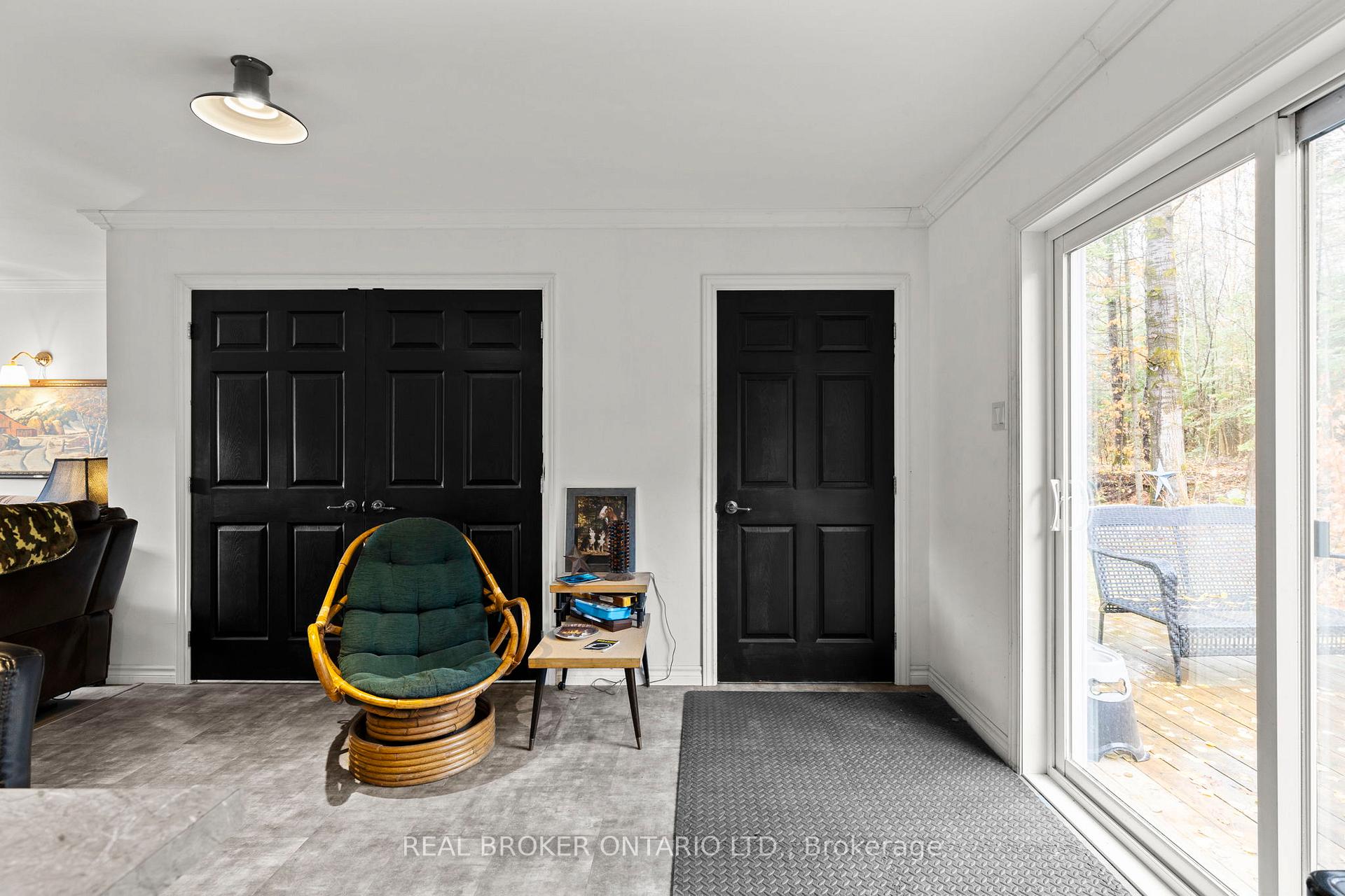 Photo 16 of 1402 Queens Line Road, Minden Hills, Minden — HOMEH