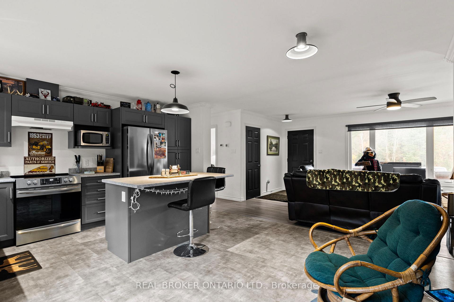 Photo 17 of 1402 Queens Line Road, Minden Hills, Minden — HOMEH