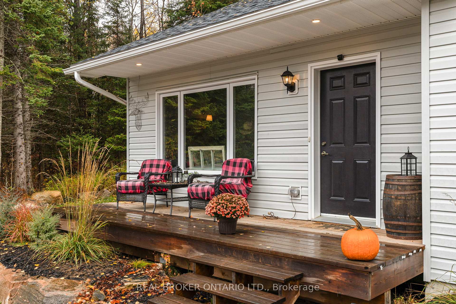 Photo 30 of 1402 Queens Line Road, Minden Hills, Minden — HOMEH