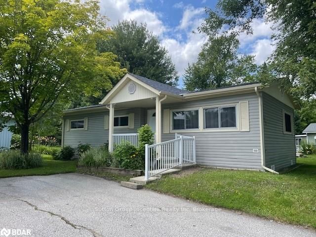 Front of 83 Hawthorne Drive