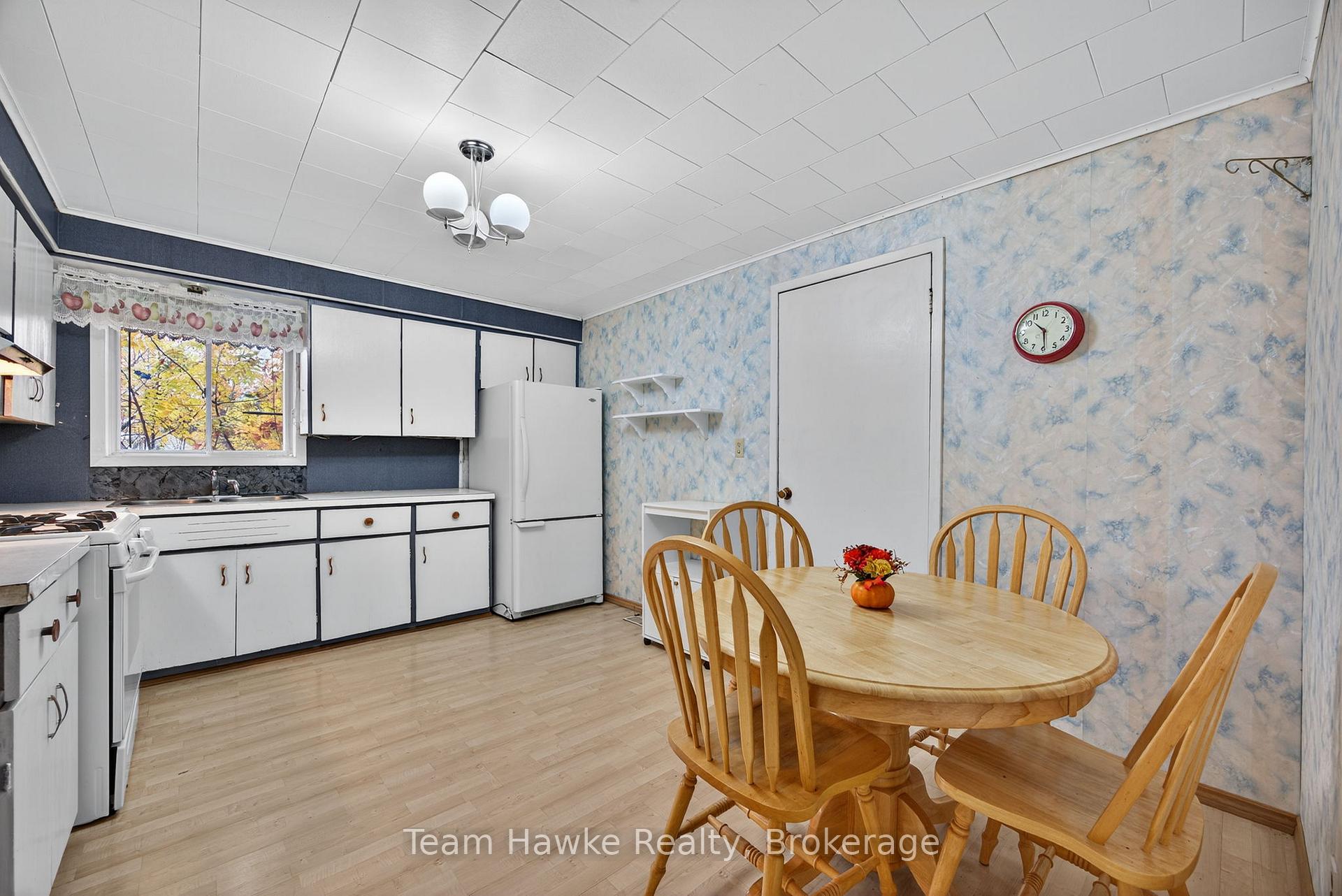 Photo 10 of 306 Manly Street, Midland — HOMEH