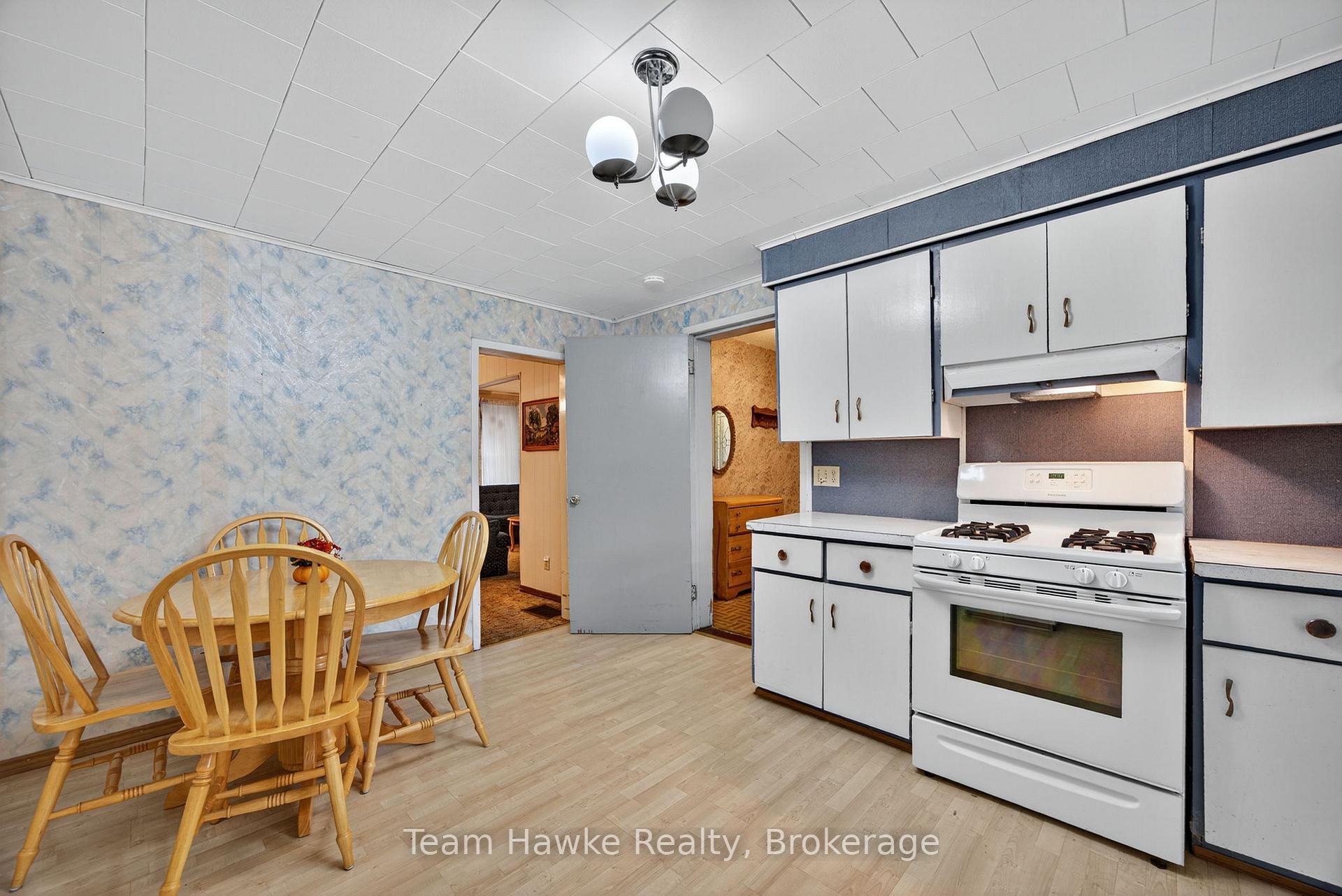 Photo 12 of 306 Manly Street, Midland — HOMEH