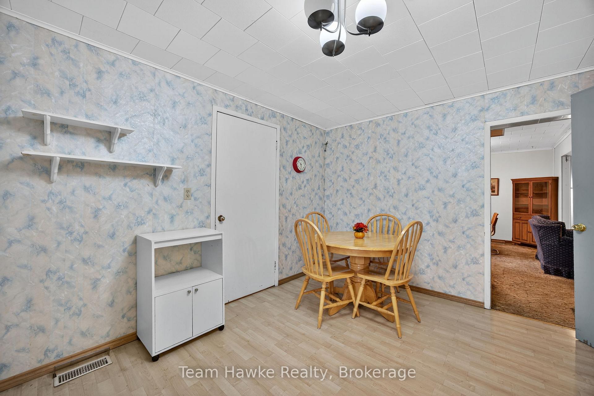 Photo 13 of 306 Manly Street, Midland — HOMEH