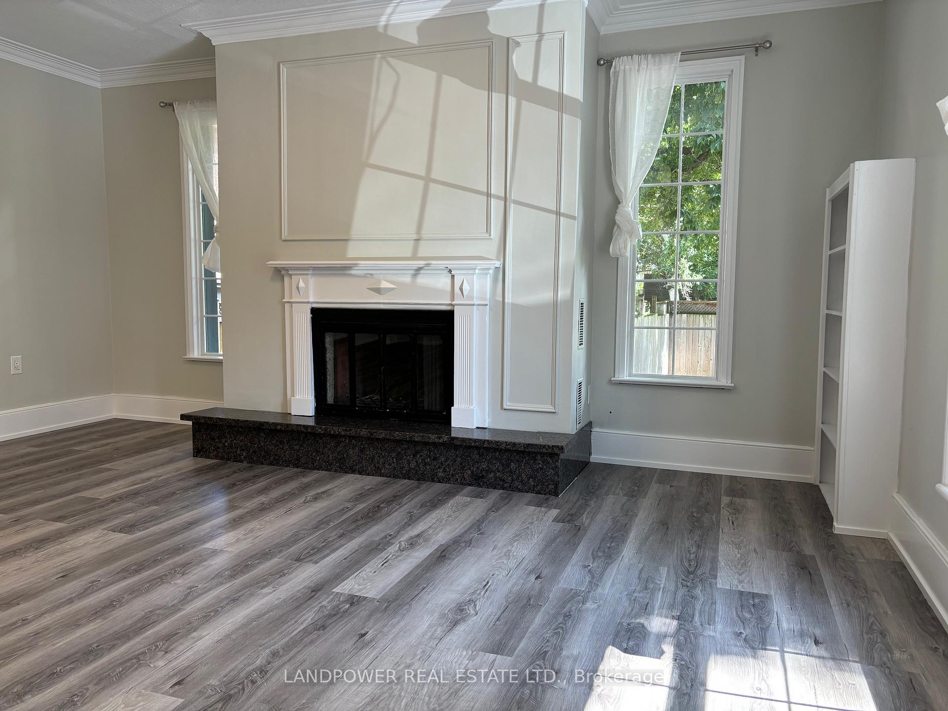 Photo 6 of 35 Jerman Street, Markham, Old Markham Village — HOMEH