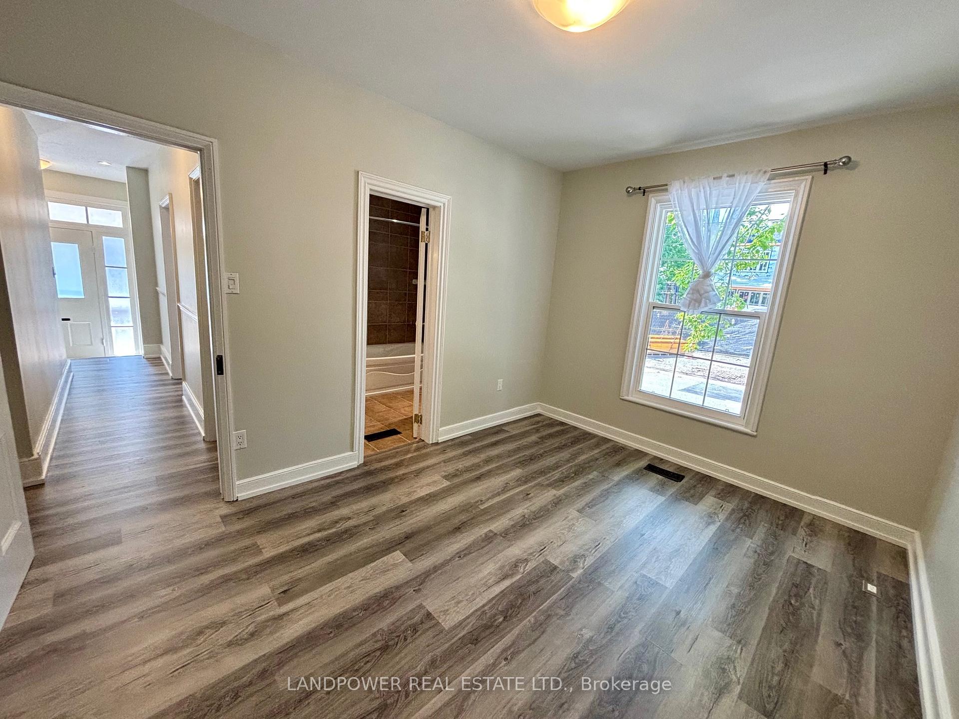 Photo 11 of 35 Jerman Street, Markham, Old Markham Village — HOMEH