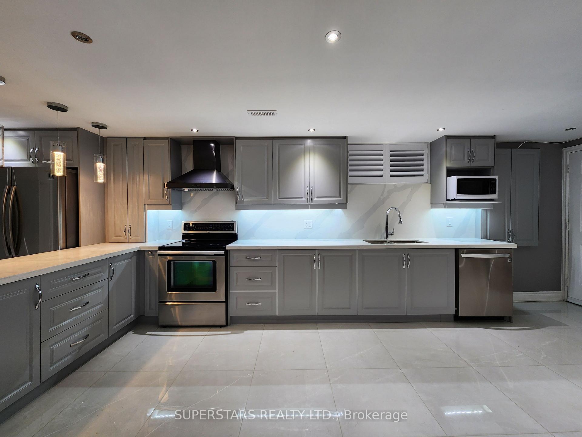 Photo 2 of Unit Basement Portion, 208 Featherstone Avenue, Markham, Middlefield — HOMEH