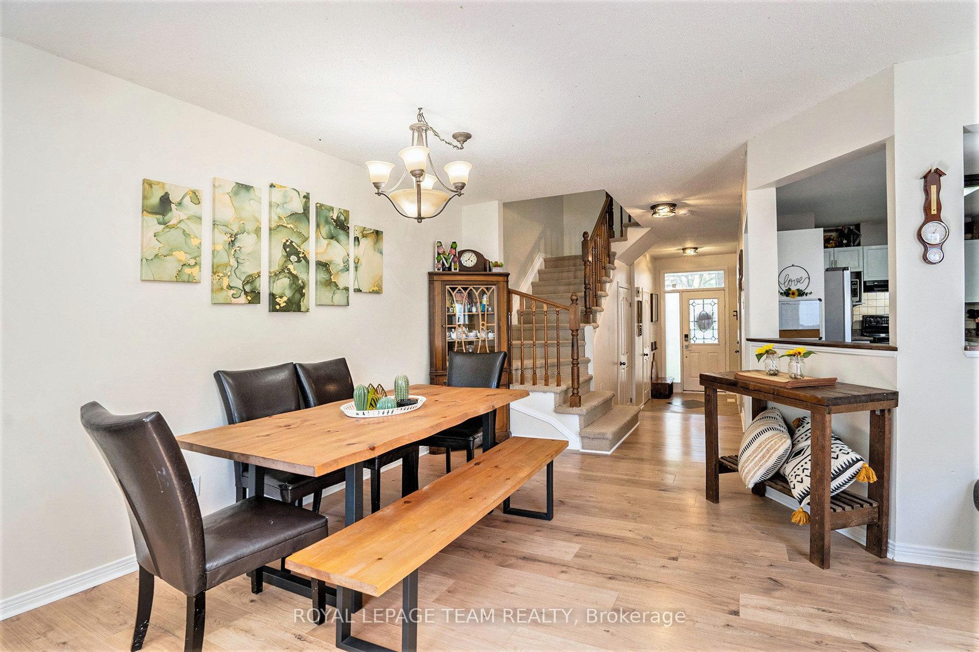 Photo 11 of 5 Sunnybrooke Drive, Ottawa, Kanata - Emerald Meadows/Trailwest — HOMEH