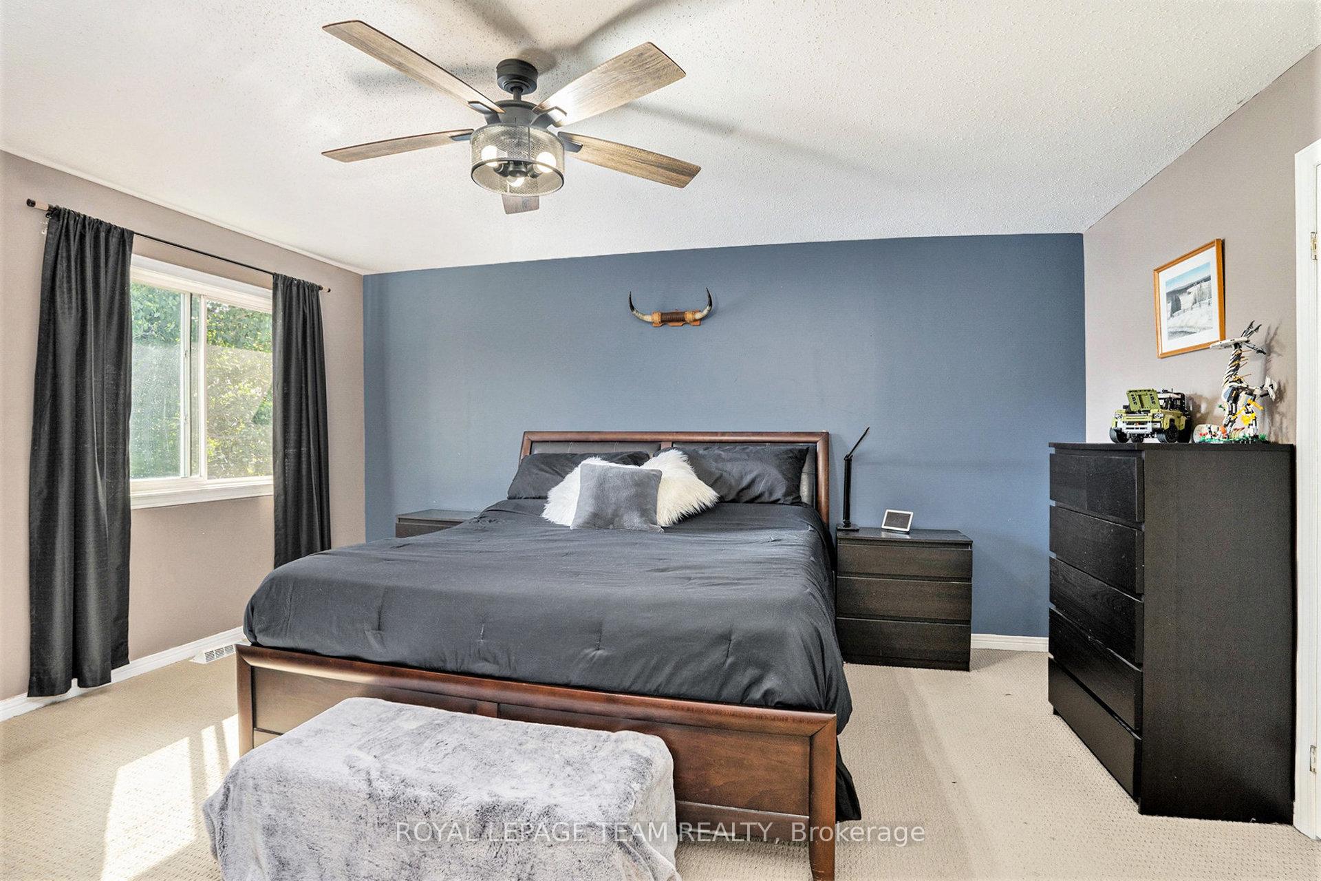 Photo 17 of 5 Sunnybrooke Drive, Ottawa, Kanata - Emerald Meadows/Trailwest — HOMEH
