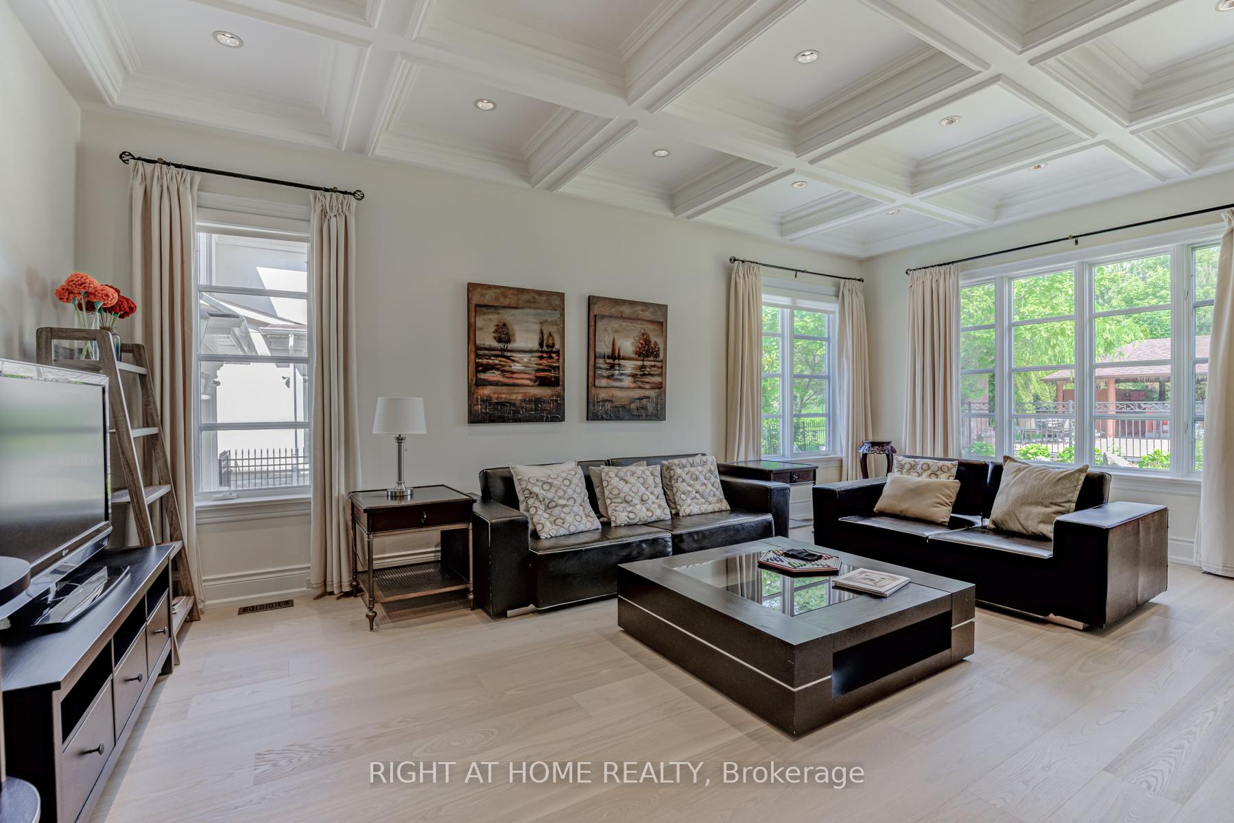 Photo 8 of 104 Angus Glen Boulevard, Markham, Angus Glen — HOMEH