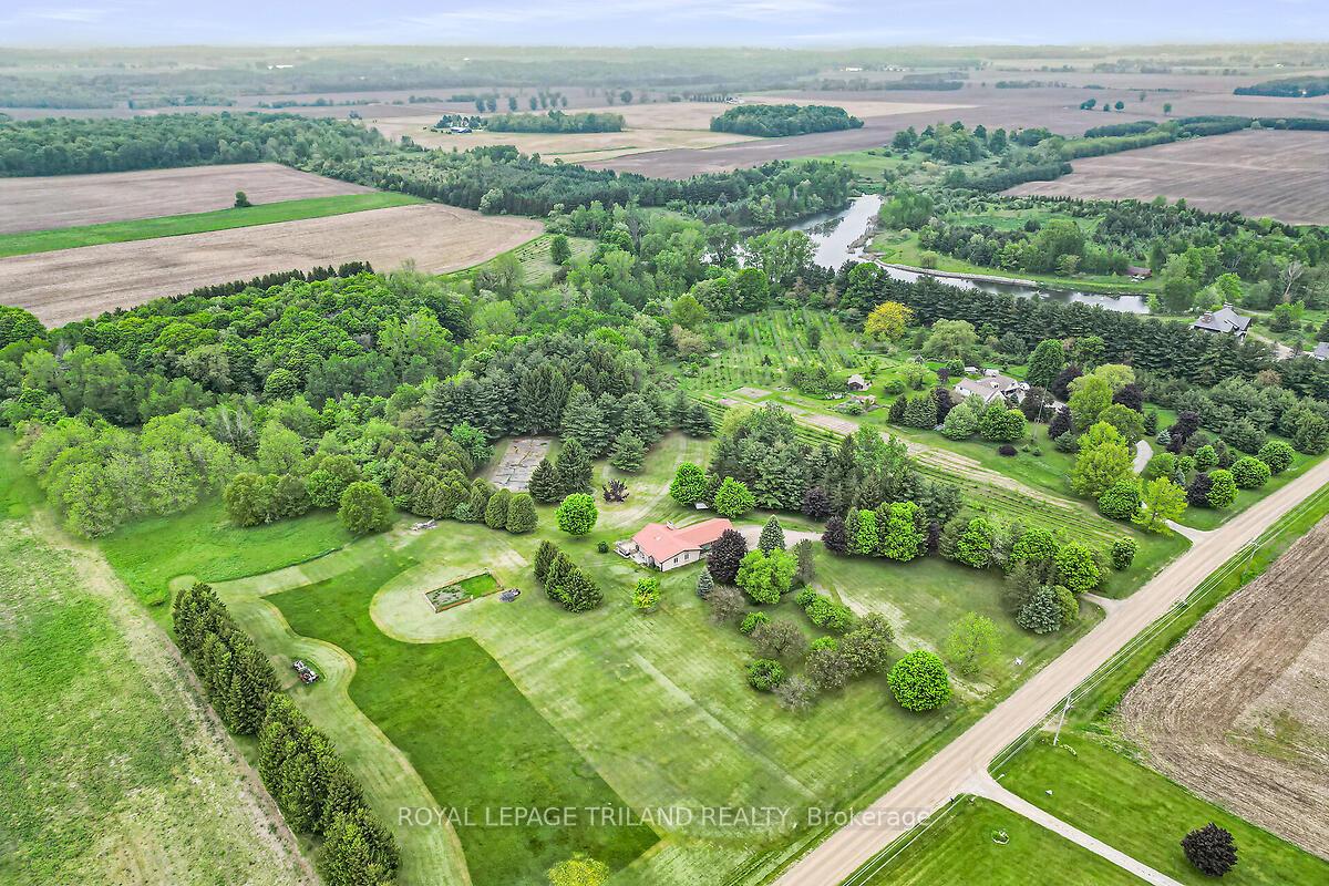 Photo 6 of 9580 Sinclair Drive, Middlesex Centre, Rural Middlesex Centre — HOMEH