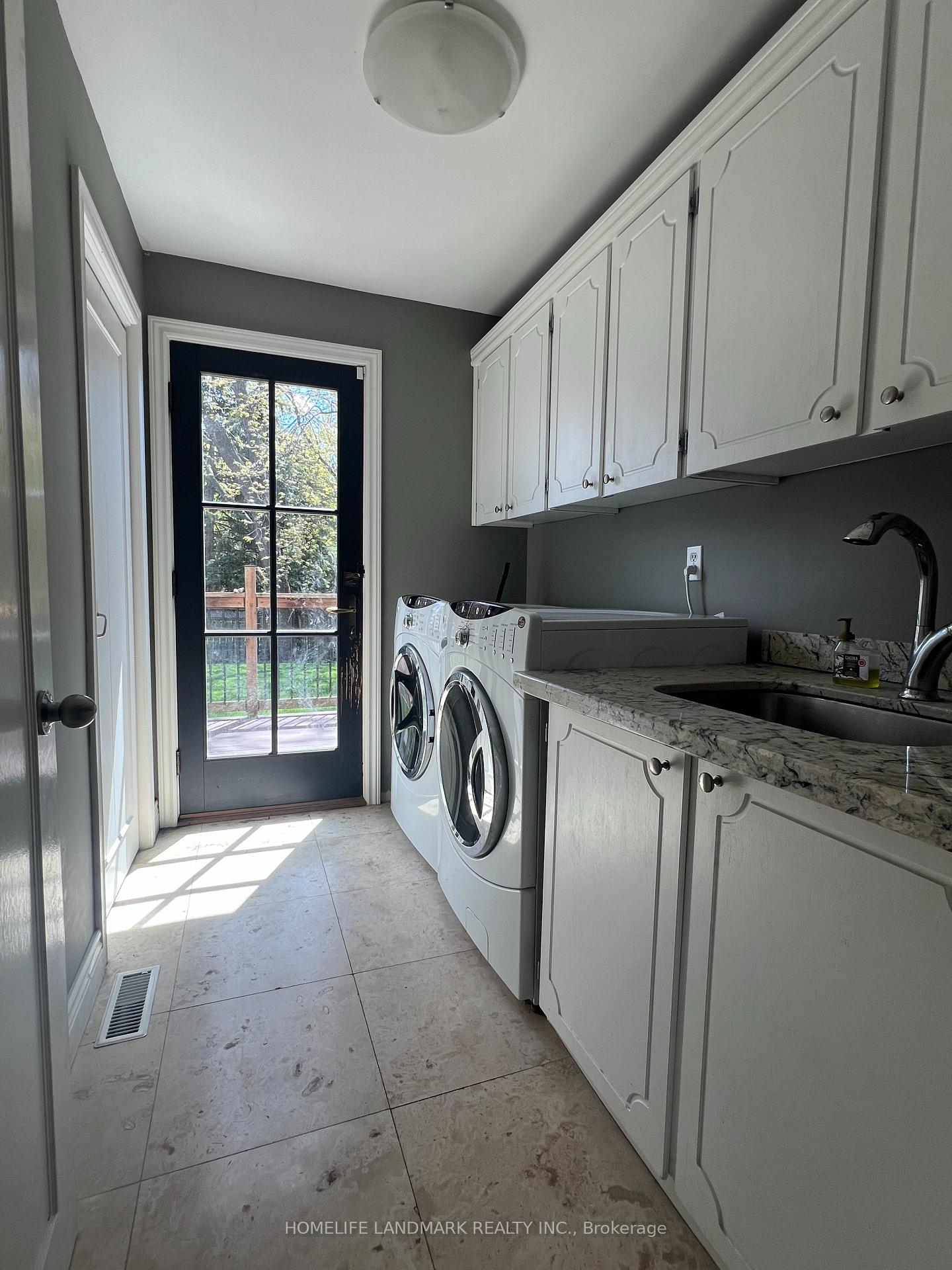 Photo 16 of 58 Liebeck Crescent, Markham, Unionville — HOMEH