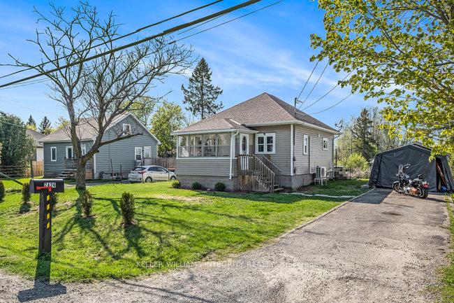 Photo 1 of 7424 Roger Stevens Drive, Montague, Montague Twp — HOMEH