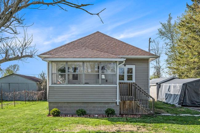 Photo 2 of 7424 Roger Stevens Drive, Montague, Montague Twp — HOMEH