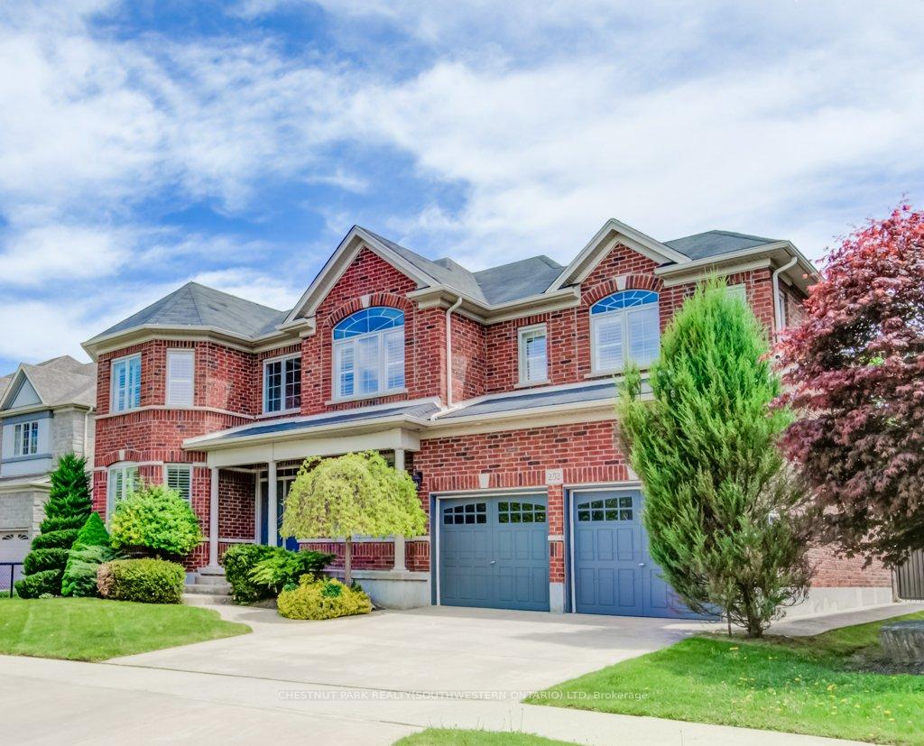 Photo 2 of 252 Edgewater Crescent, Kitchener — HOMEH