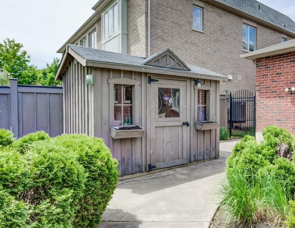 Photo 45 of 252 Edgewater Crescent, Kitchener — HOMEH