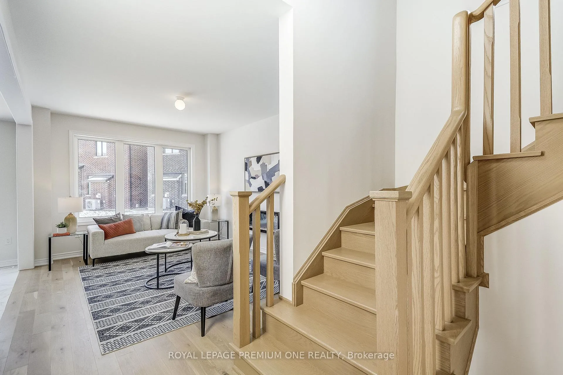 Photo 7 of 432 Kennedy Circle, Milton, Cobban — HOMEH