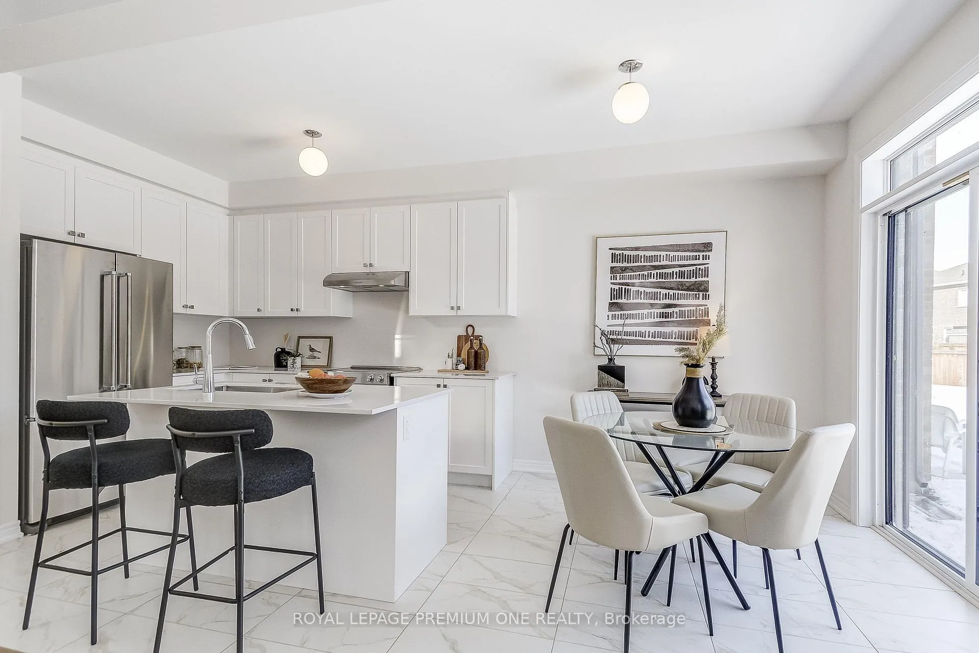 Photo 14 of 432 Kennedy Circle, Milton, Cobban — HOMEH