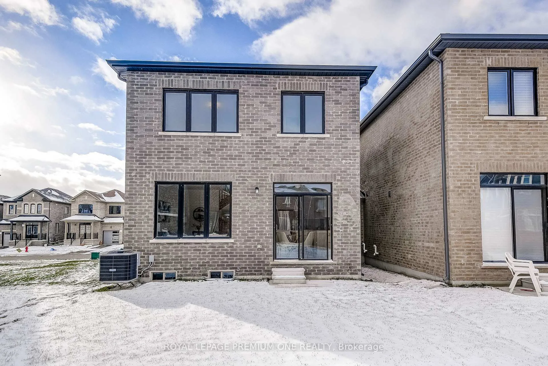 Photo 48 of 432 Kennedy Circle, Milton, Cobban — HOMEH