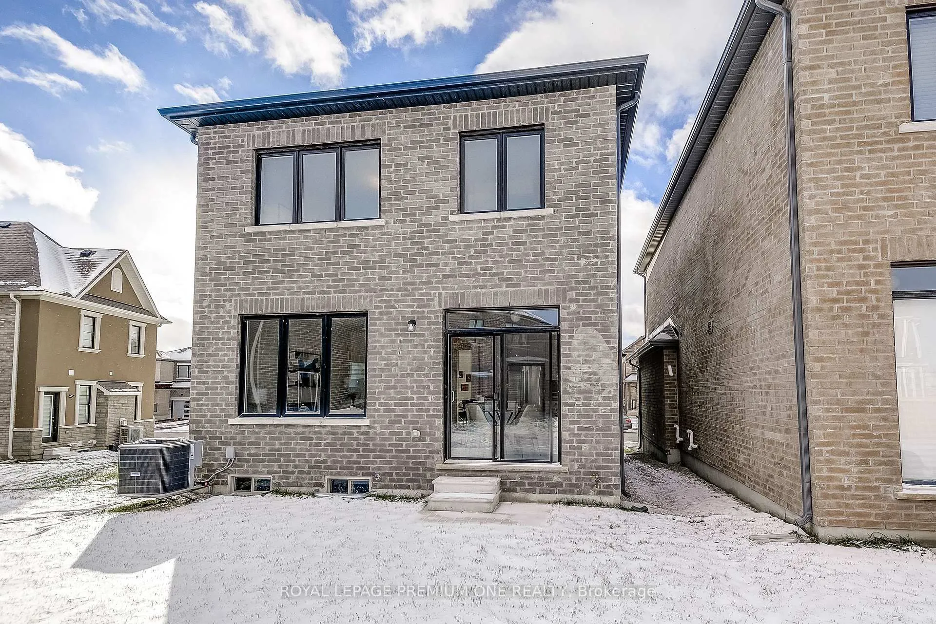 Photo 50 of 432 Kennedy Circle, Milton, Cobban — HOMEH