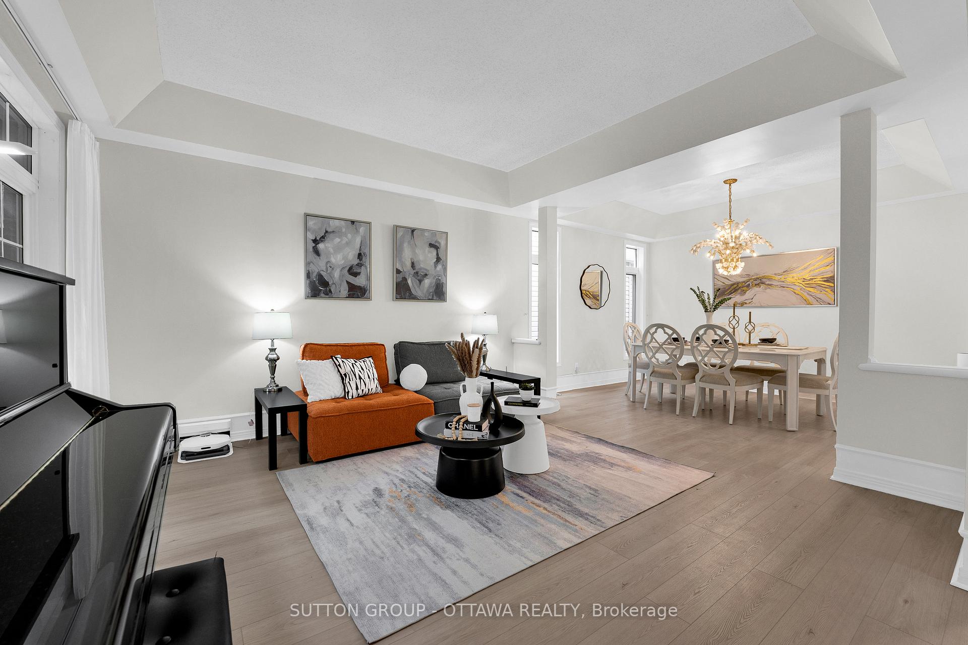 Photo 5 of 8 Dunn Street, Ottawa, Kanata - Beaverbrook — HOMEH