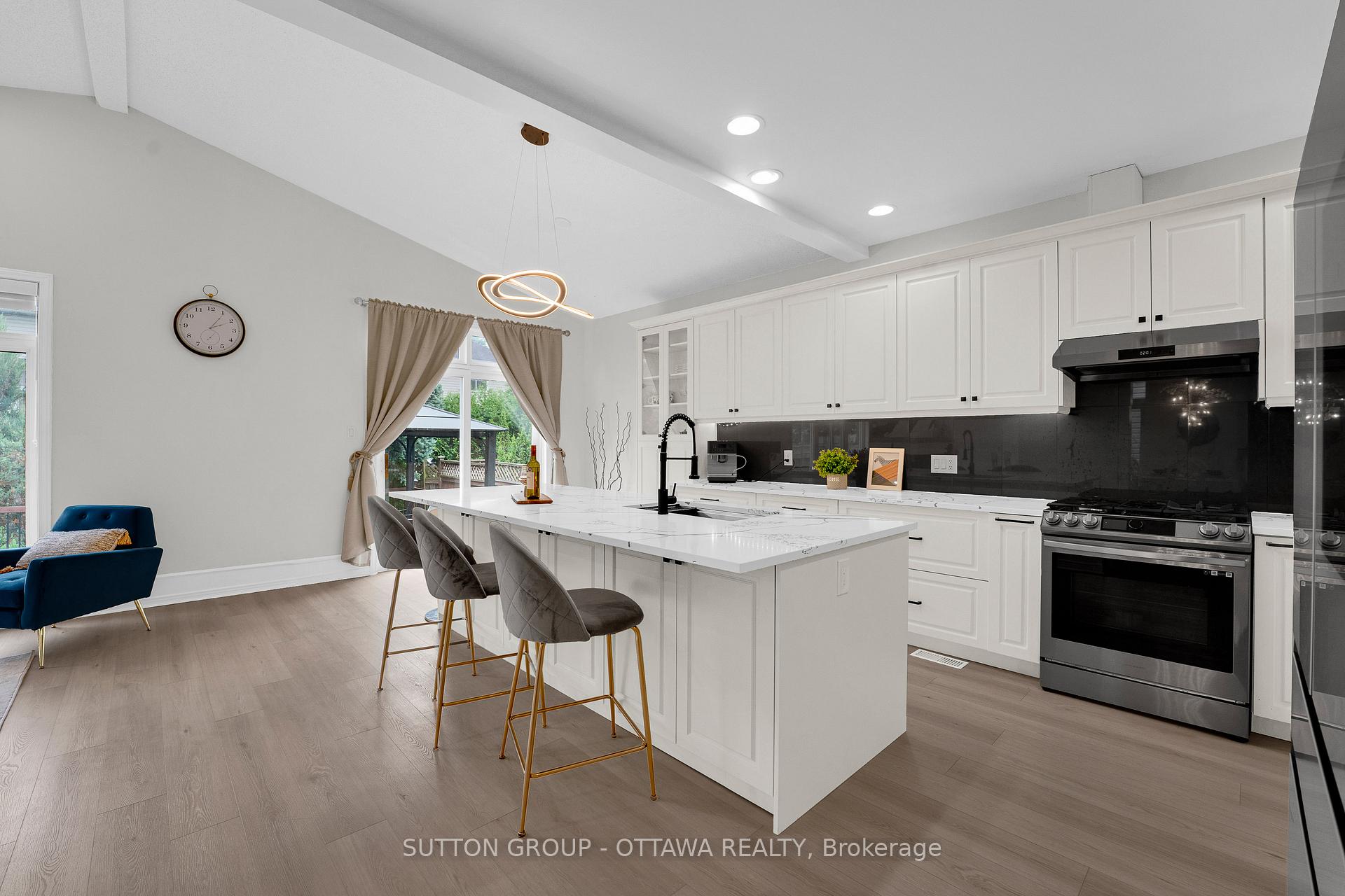 Photo 17 of 8 Dunn Street, Ottawa, Kanata - Beaverbrook — HOMEH