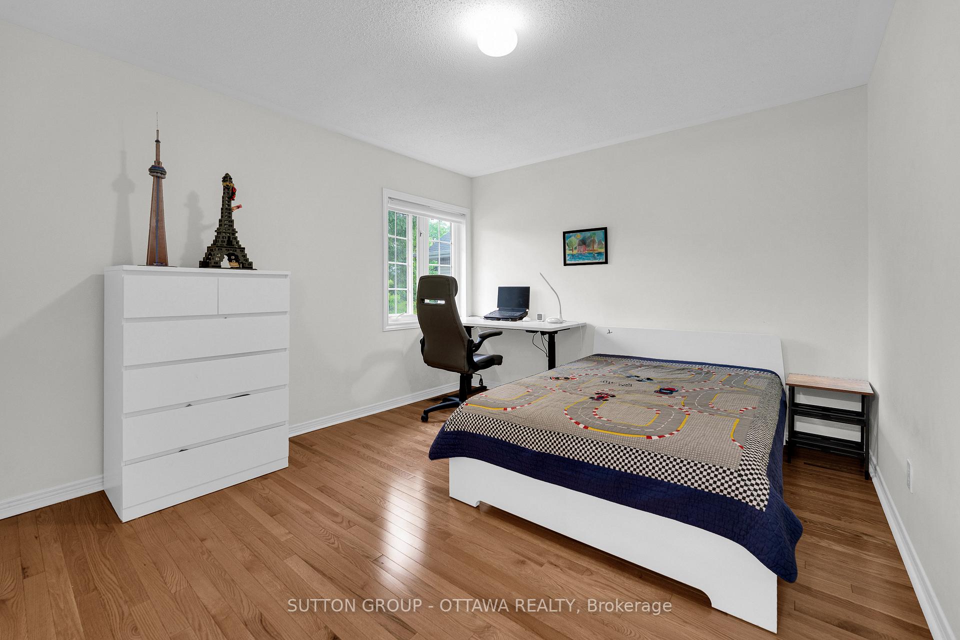 Photo 31 of 8 Dunn Street, Ottawa, Kanata - Beaverbrook — HOMEH
