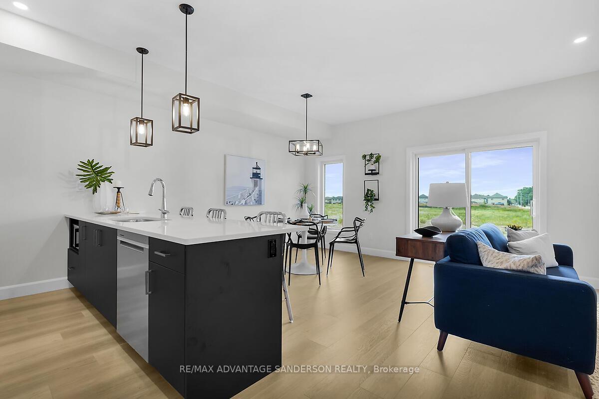 Photo 22 of 207 Bowman Drive, Middlesex Centre, Ilderton — HOMEH
