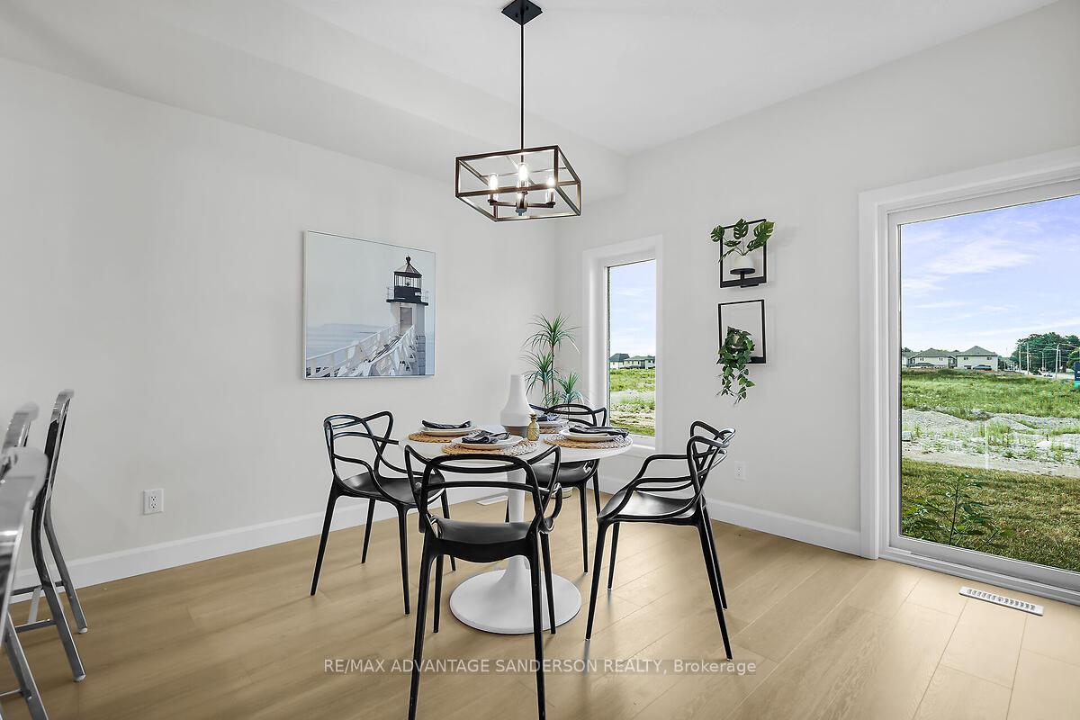 Photo 23 of 207 Bowman Drive, Middlesex Centre, Ilderton — HOMEH