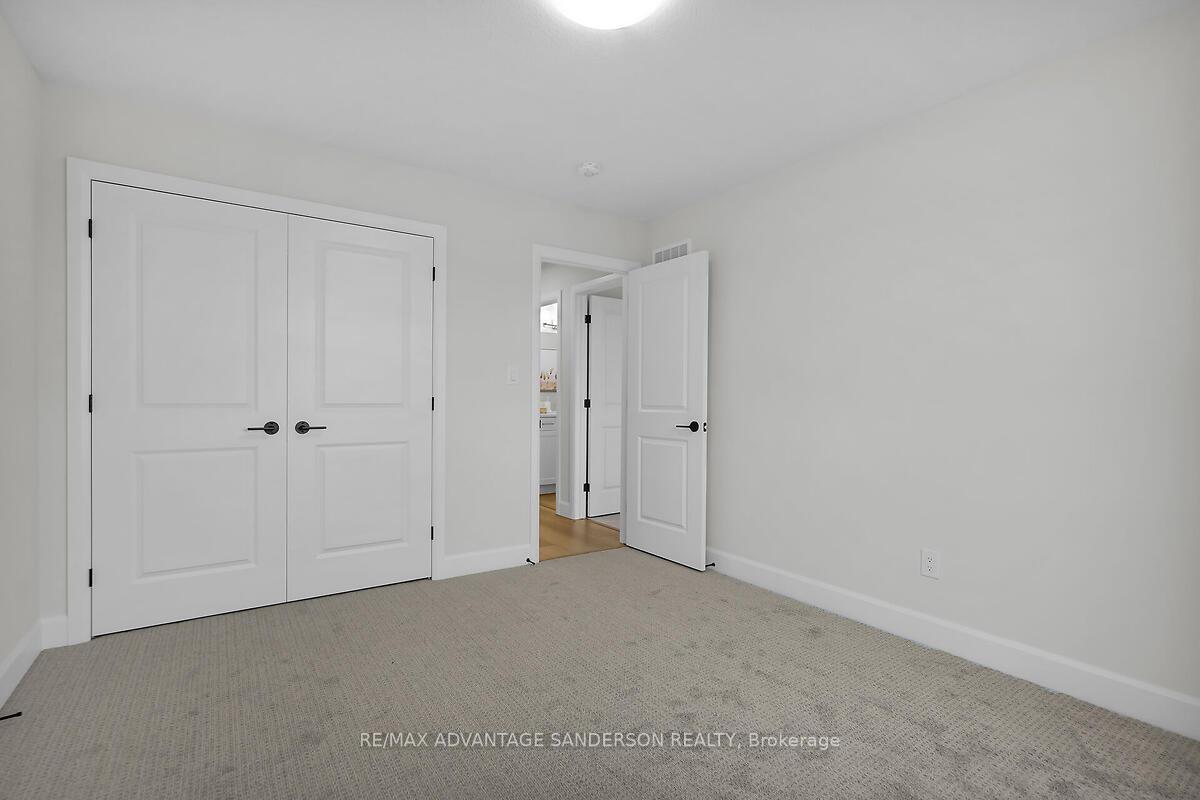 Photo 33 of 207 Bowman Drive, Middlesex Centre, Ilderton — HOMEH