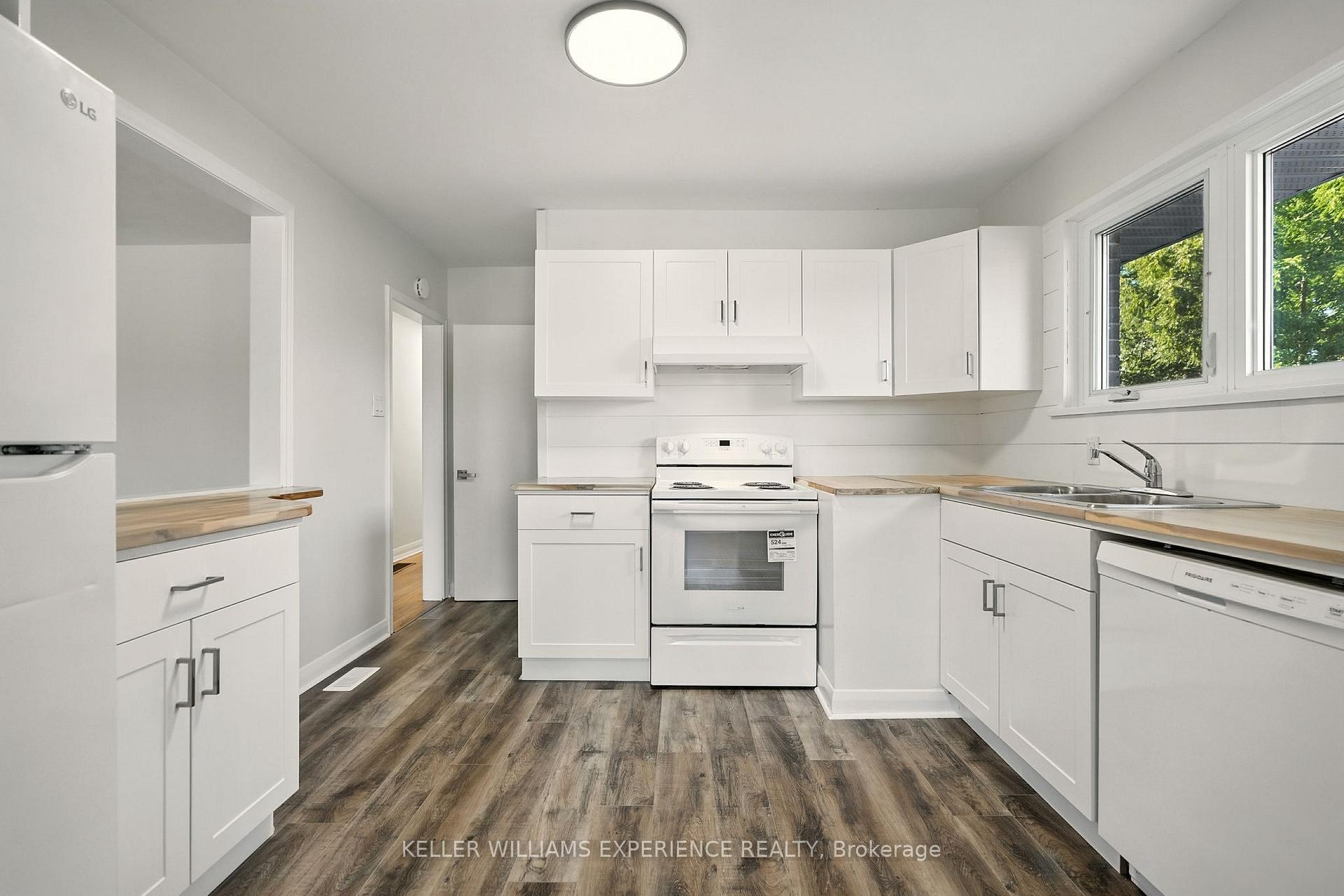 Photo 8 of 263 Scott Street, Midland — HOMEH