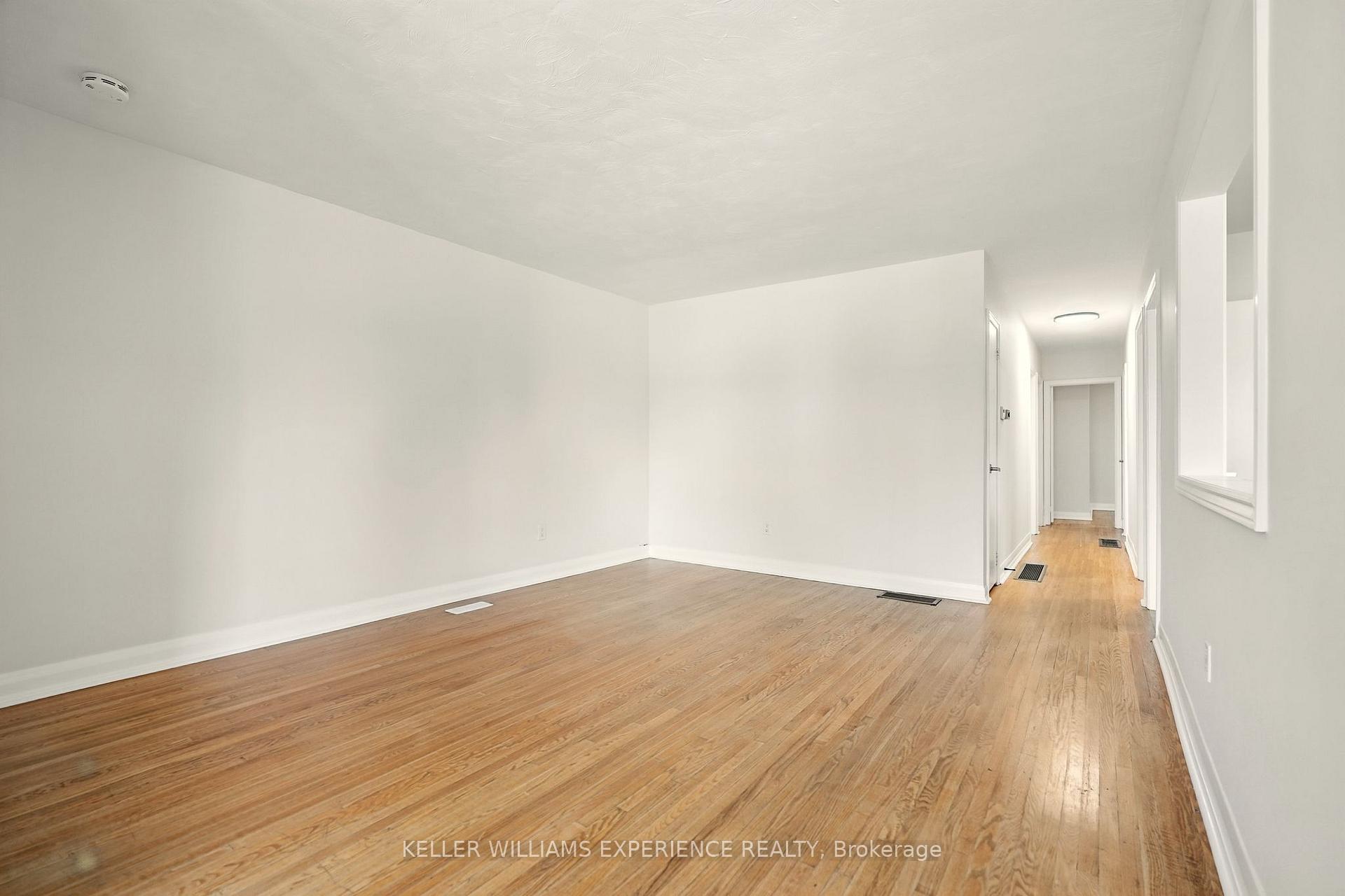 Photo 13 of 263 Scott Street, Midland — HOMEH