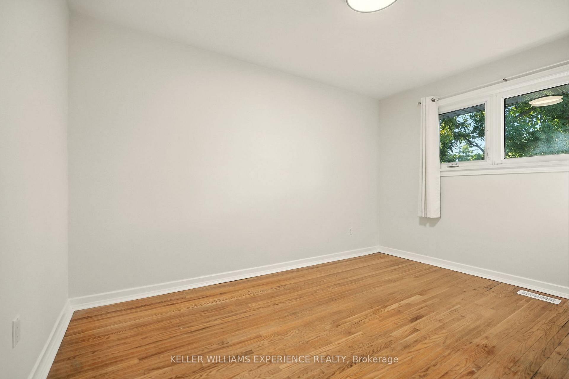 Photo 17 of 263 Scott Street, Midland — HOMEH