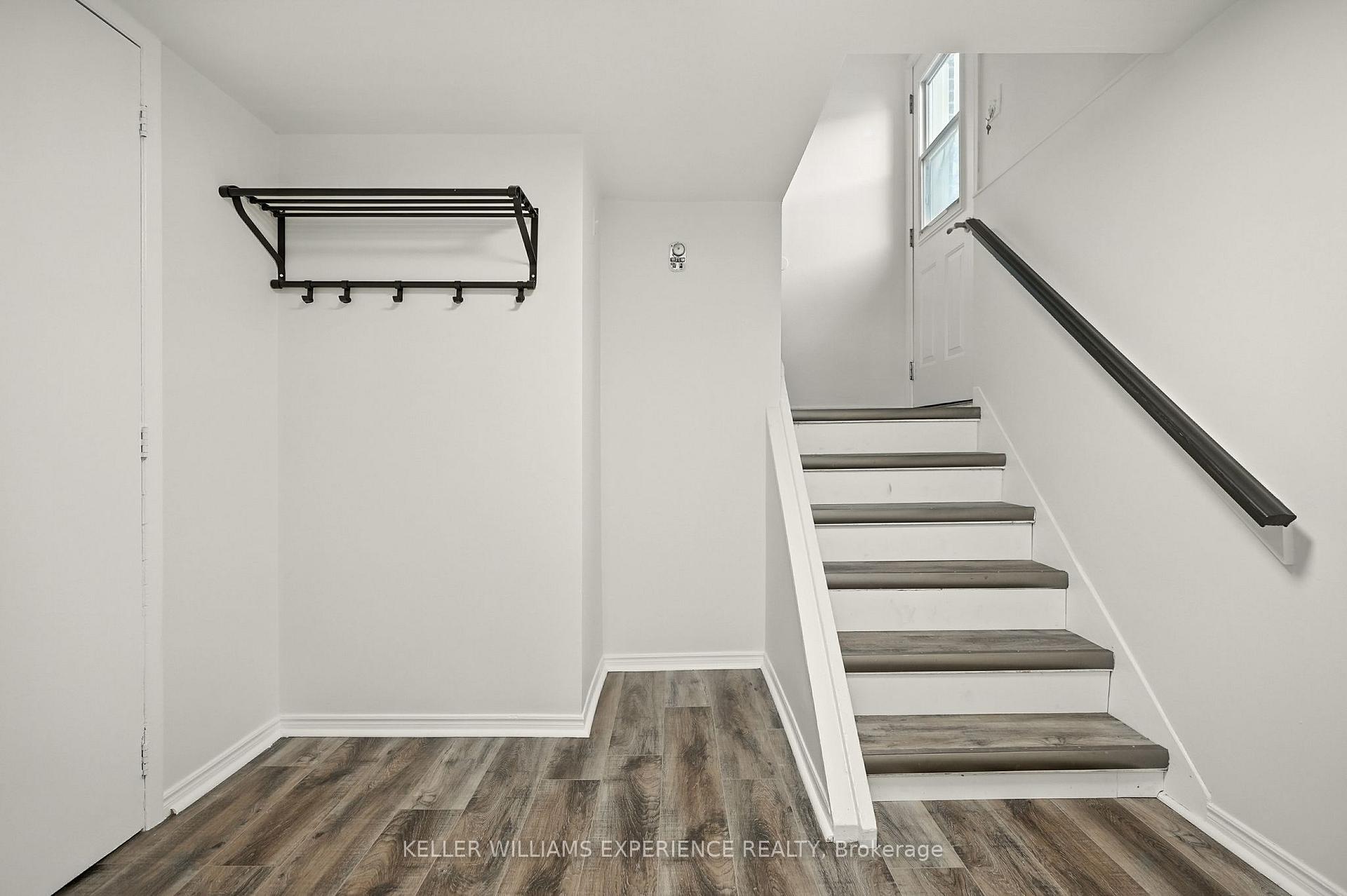 Photo 25 of 263 Scott Street, Midland — HOMEH