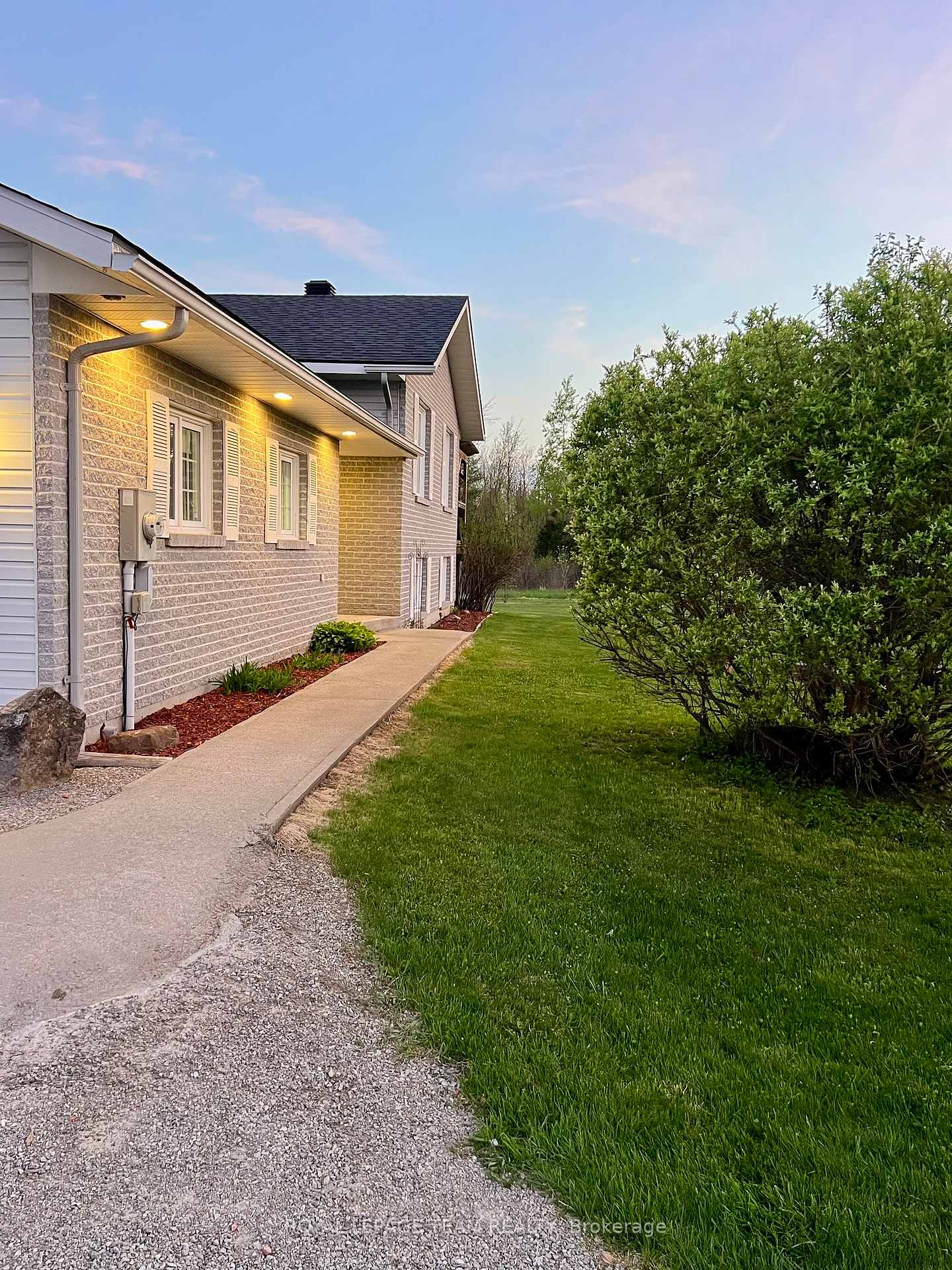 Photo 2 of 955 Macpherson Road, Montague, Montague Twp — HOMEH