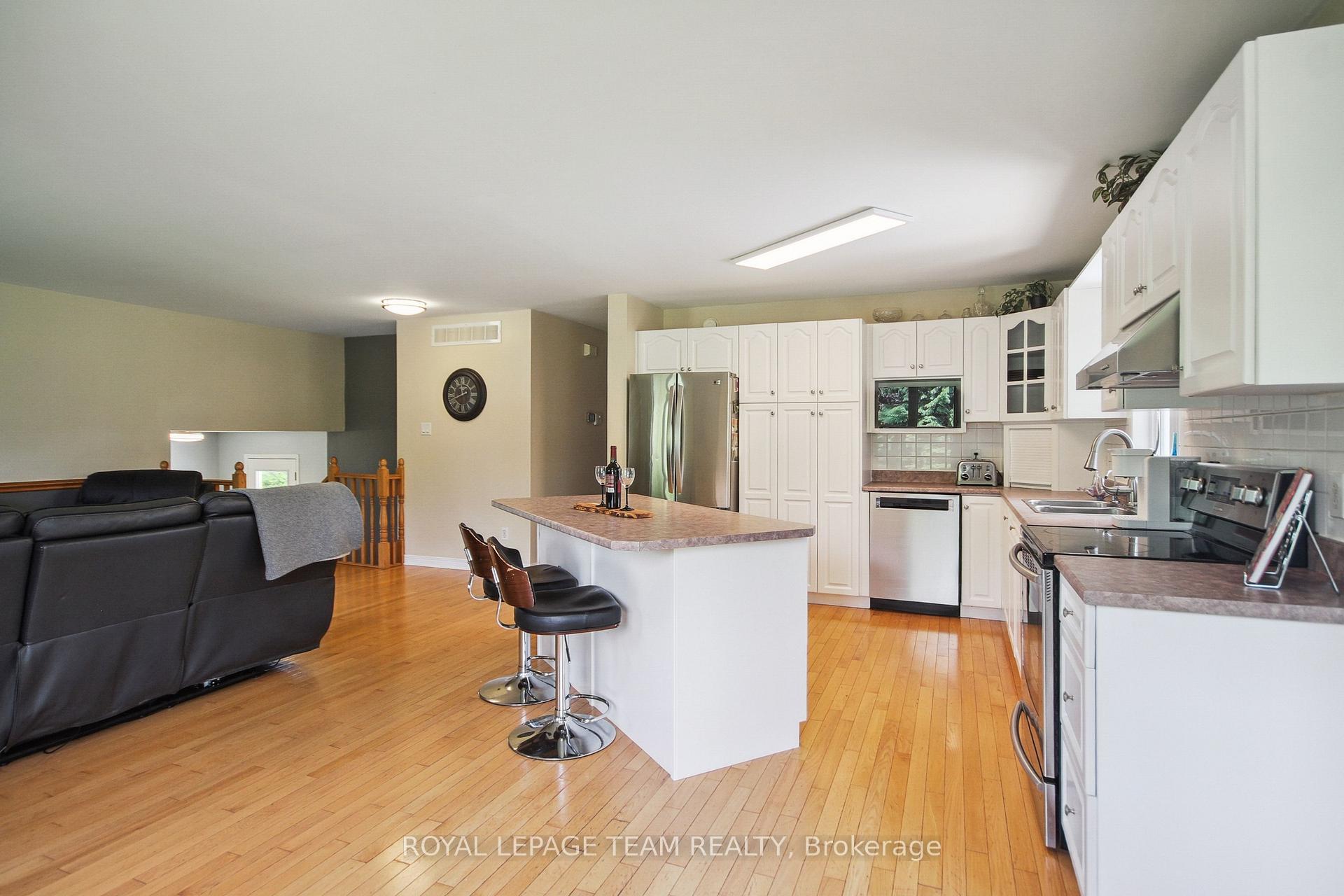 Photo 10 of 955 Macpherson Road, Montague, Montague Twp — HOMEH