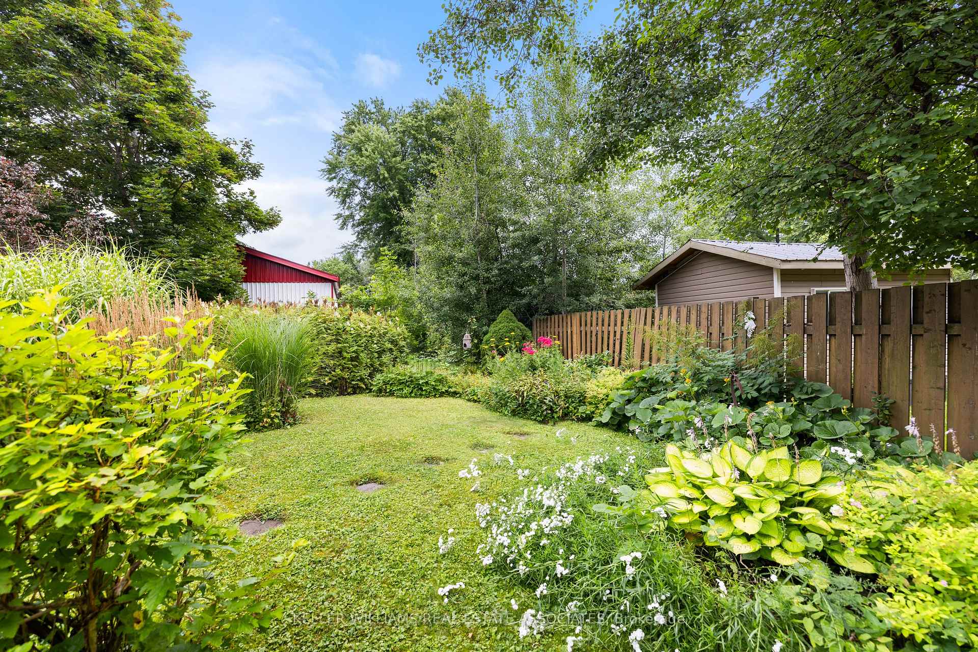 Photo 33 of 1073 Fern Road, Innisfil, Rural Innisfil — HOMEH