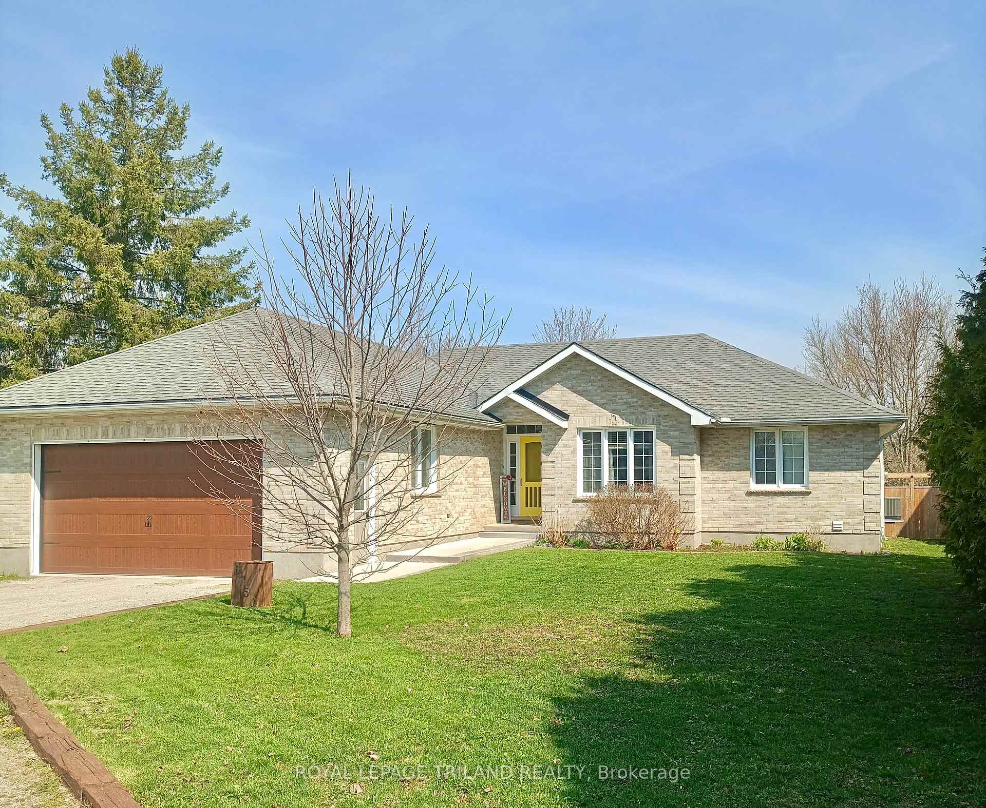 Photo 2 of 6750 Egremont Drive, Middlesex Centre, Melrose — HOMEH