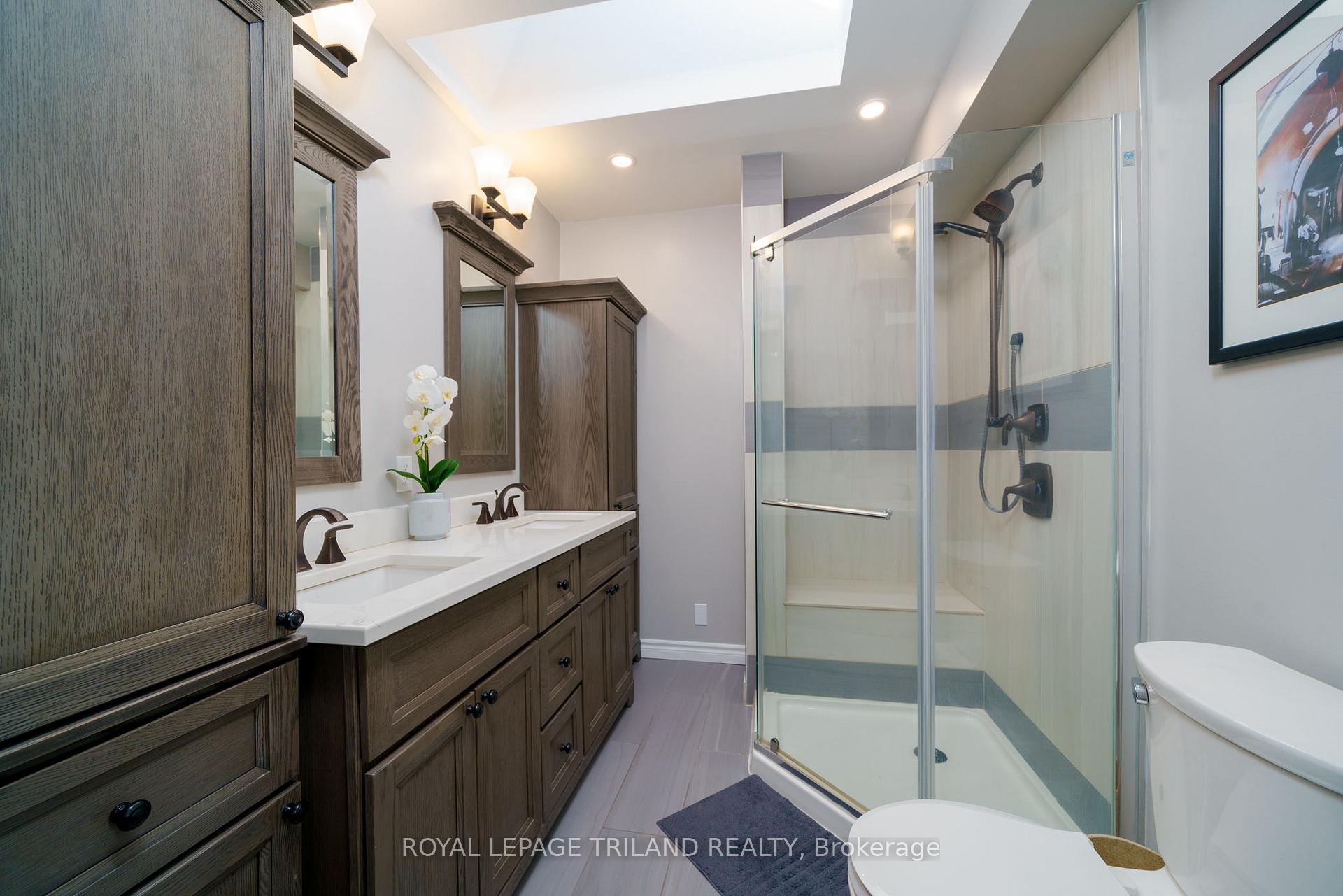 Photo 14 of 6750 Egremont Drive, Middlesex Centre, Melrose — HOMEH
