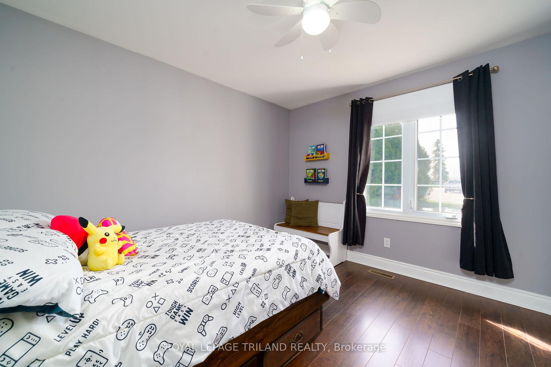 Photo 15 of 6750 Egremont Drive, Middlesex Centre, Melrose — HOMEH