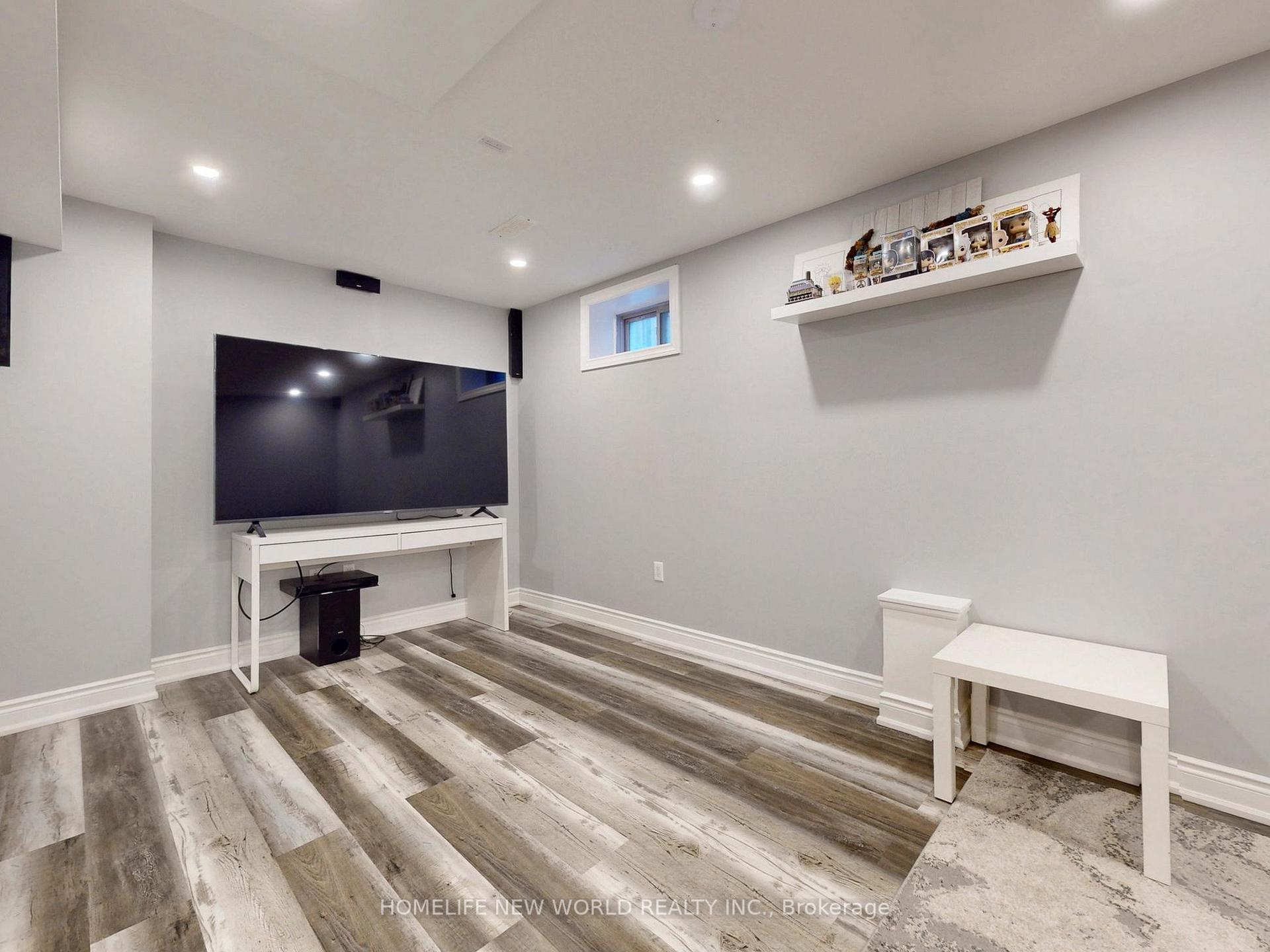 Photo 24 of 35 Harbord Street, Markham, Berczy — HOMEH
