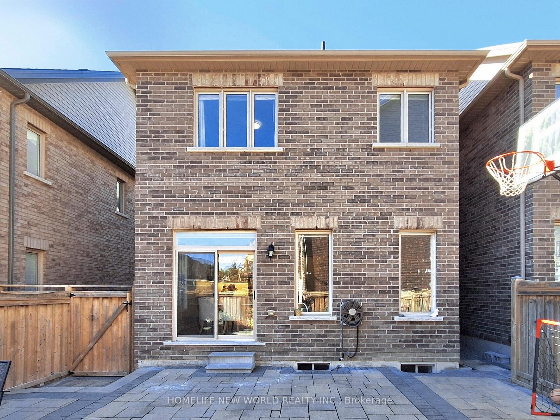Photo 31 of 35 Harbord Street, Markham, Berczy — HOMEH