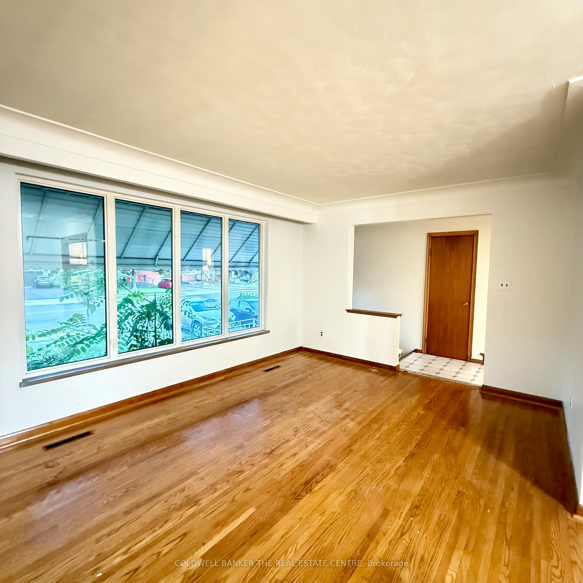 Photo 2 of 474 Upper Gage Avenue, Hamilton, Raleigh — HOMEH