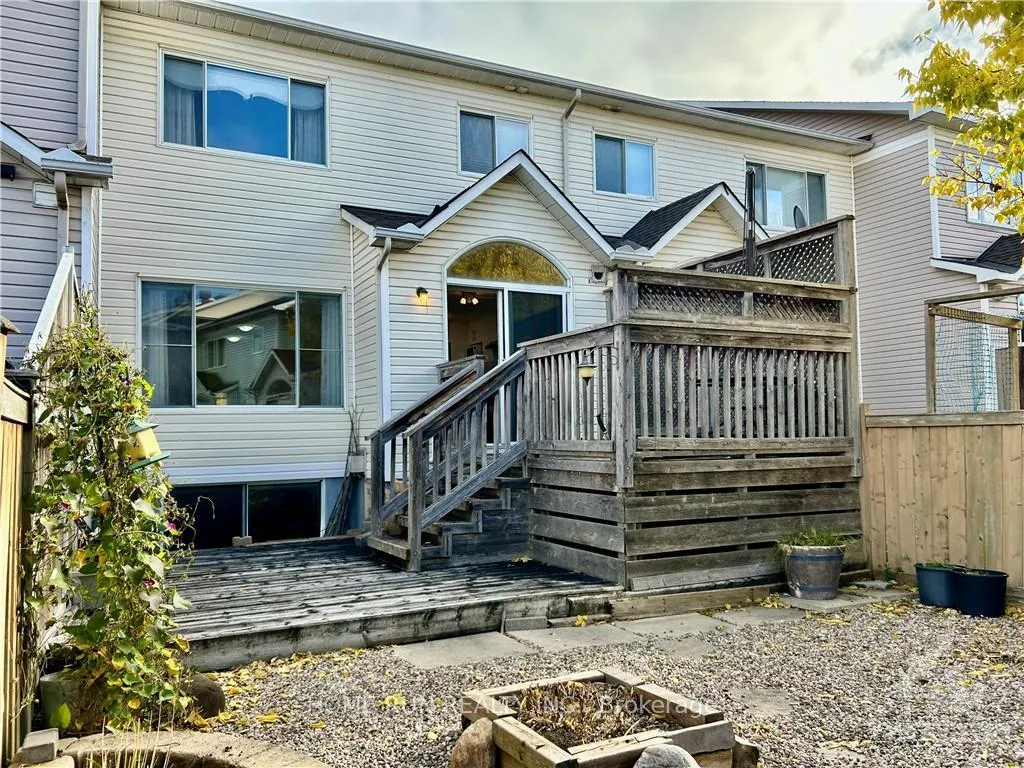 Photo 20 of 66 Landover Crescent, Ottawa, Kanata - Emerald Meadows/Trailwest — HOMEH