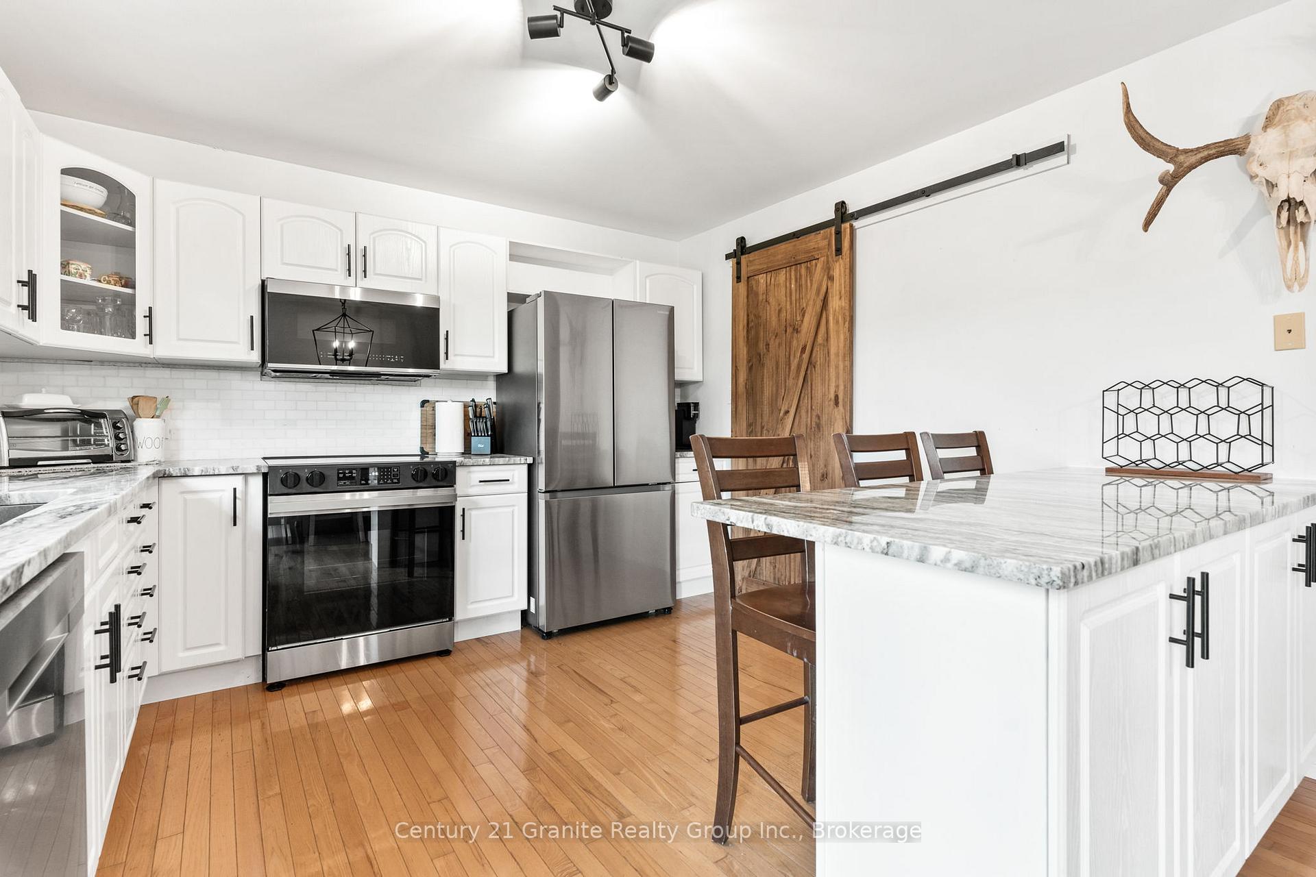 Photo 12 of 8 Mckay Street, Minden Hills, Anson — HOMEH