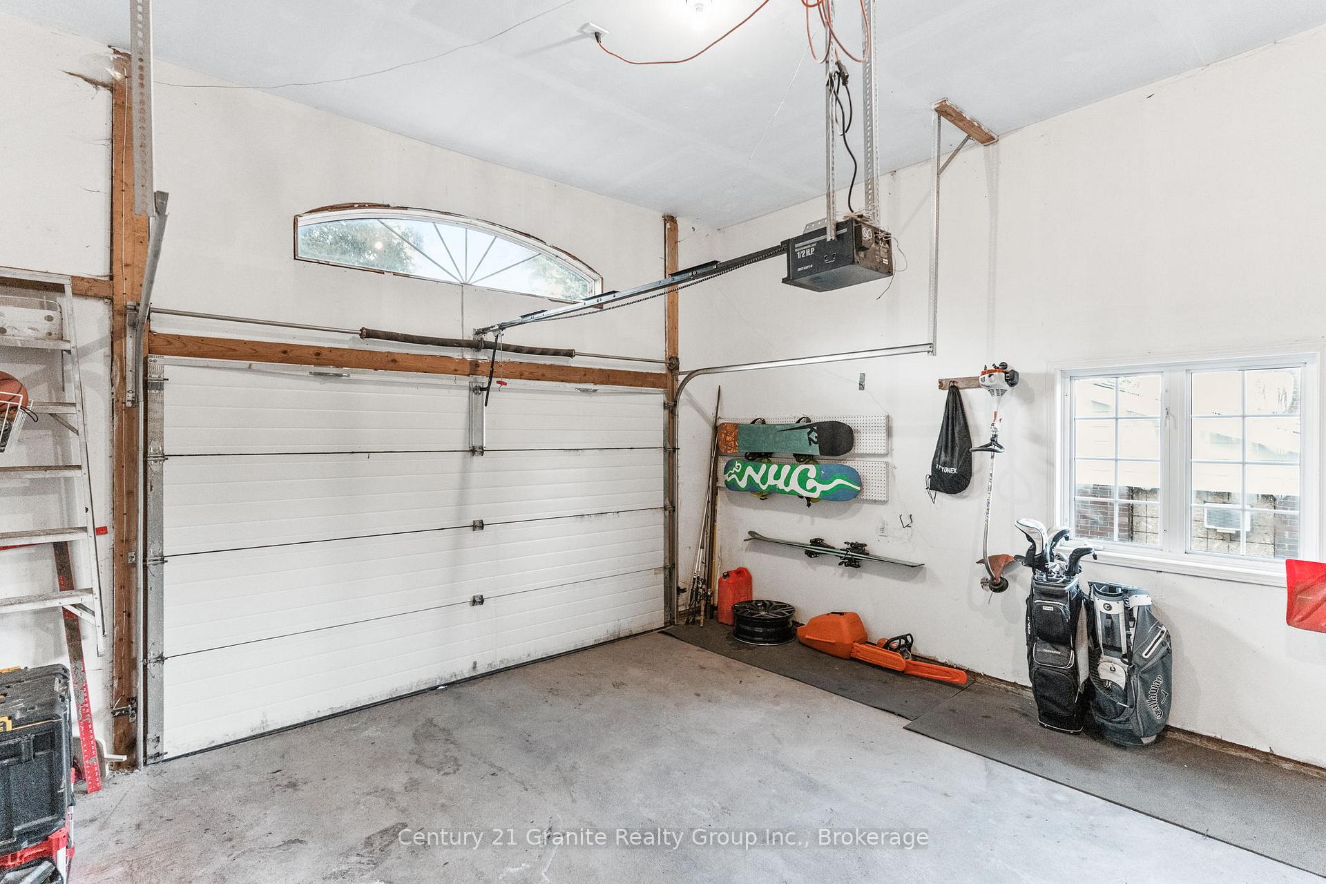 Photo 34 of 8 Mckay Street, Minden Hills, Anson — HOMEH