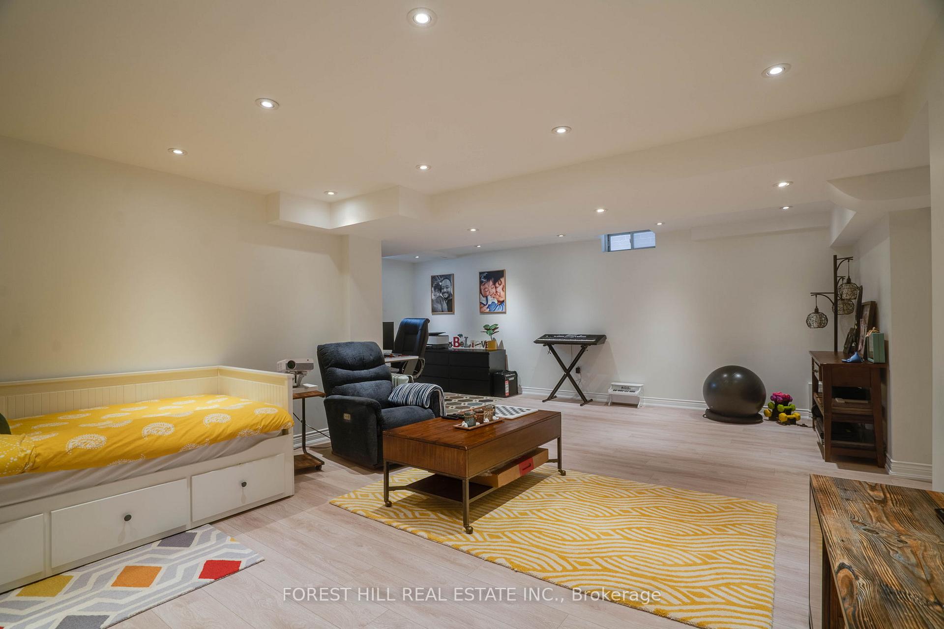 Photo 39 of 45 Royal Crown Road, Markham, Greensborough — HOMEH