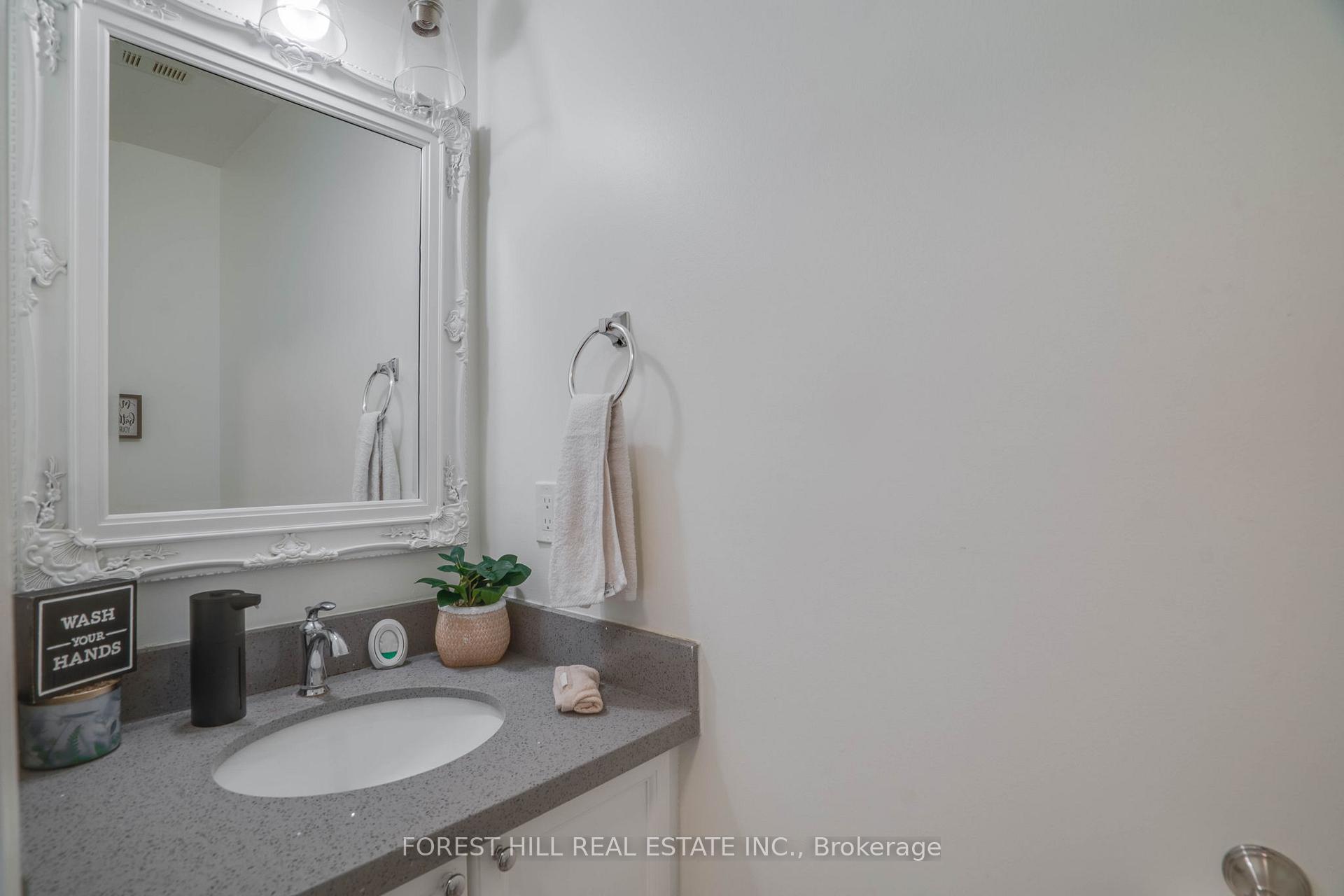 Photo 40 of 45 Royal Crown Road, Markham, Greensborough — HOMEH
