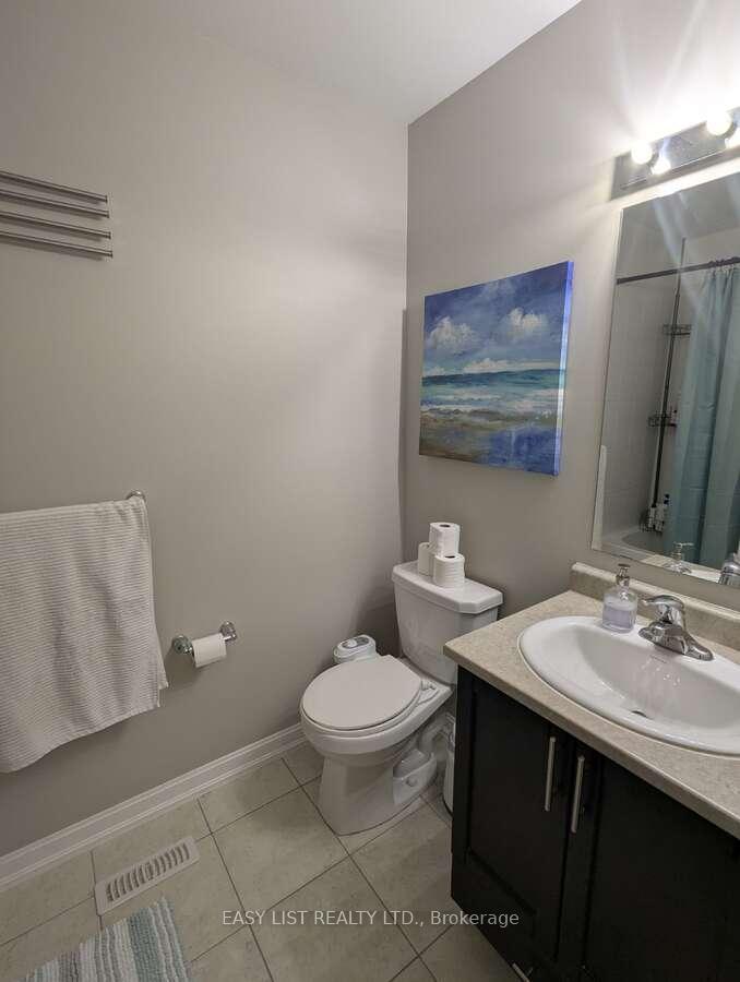 Photo 11 of Unit 131, 165 Hampshire Way, Milton, Dempsey — HOMEH