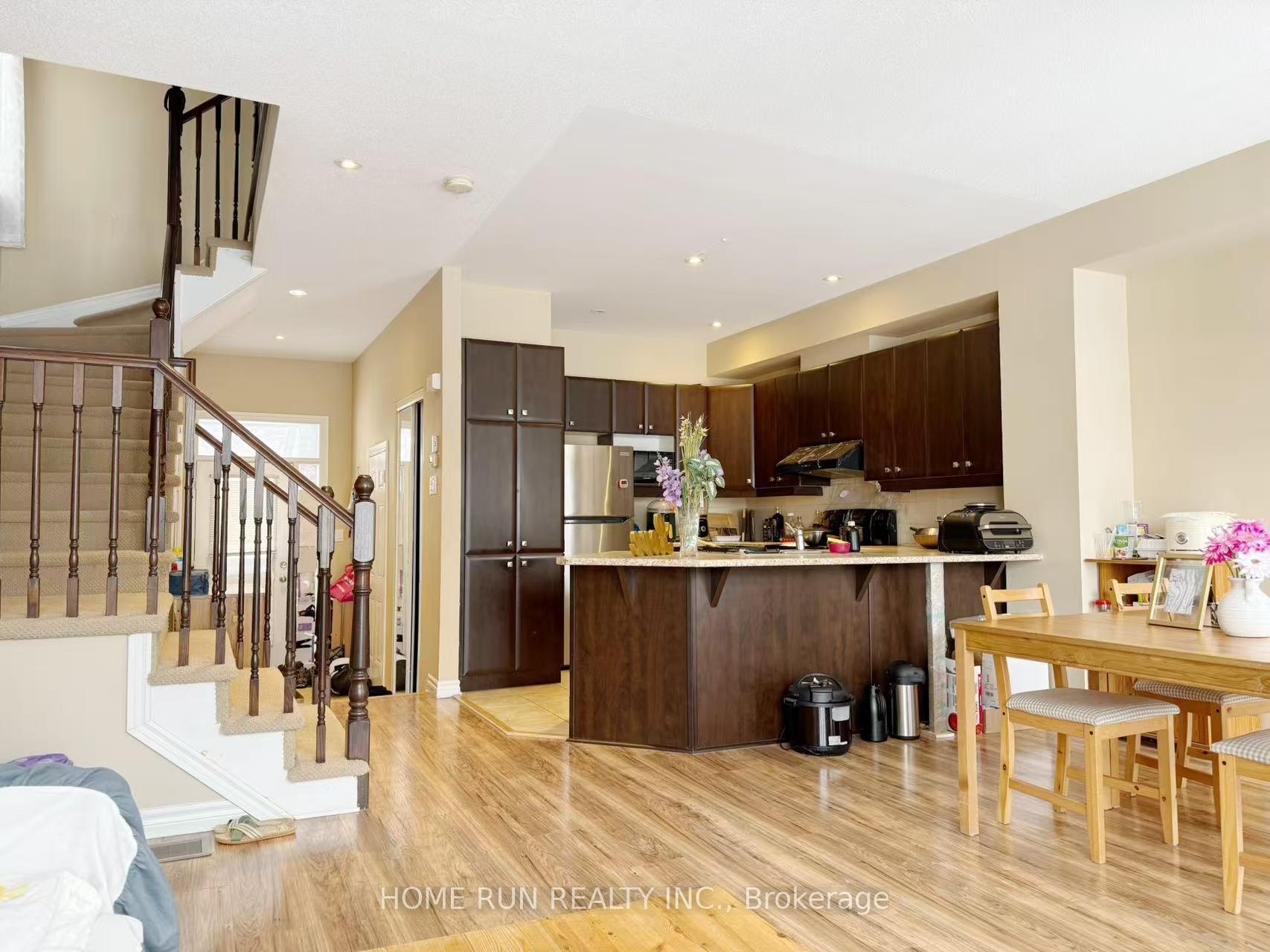 Photo 5 of 1174 Tischart Crescent, Ottawa, Kanata - Kanata Lakes/Heritage Hills — HOMEH